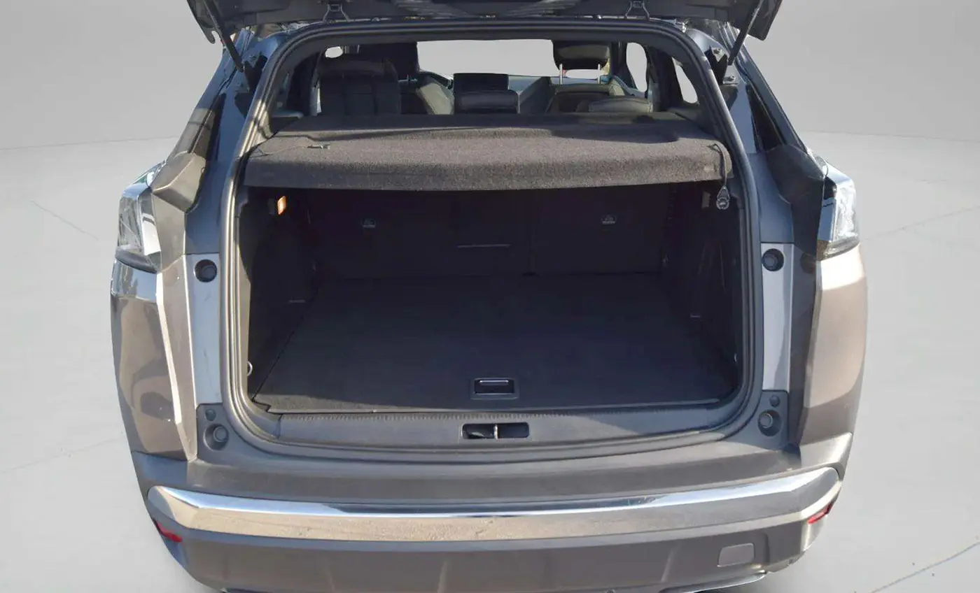Peugeot 3008 1.6 Hybrid GT e-EAT8 11