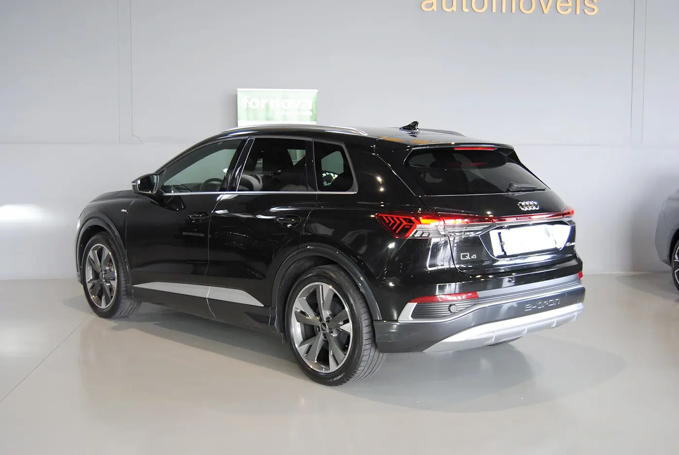 Audi Q4 e-tron 45 82 kWh SE S-Line Plus 7
