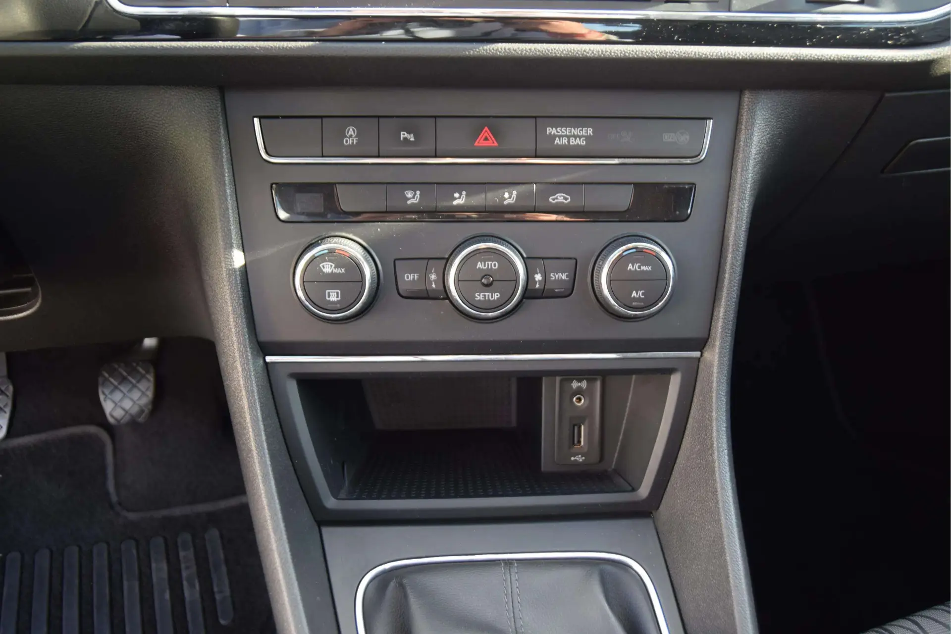 SEAT Leon ST 1.6 TDI Style Ecomotive 13