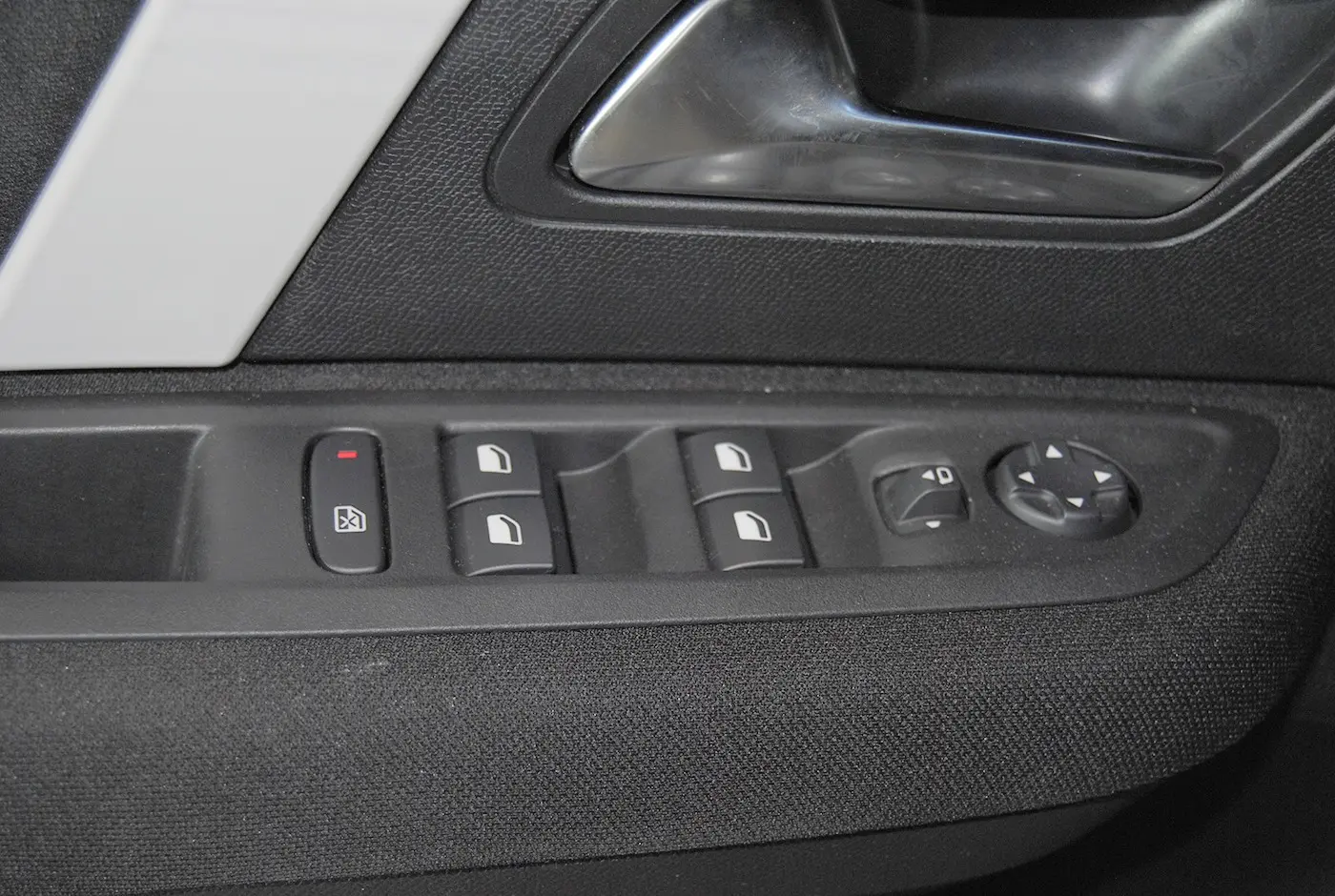Citroen C4 1.2 Hybrid Max e-DSC6 19