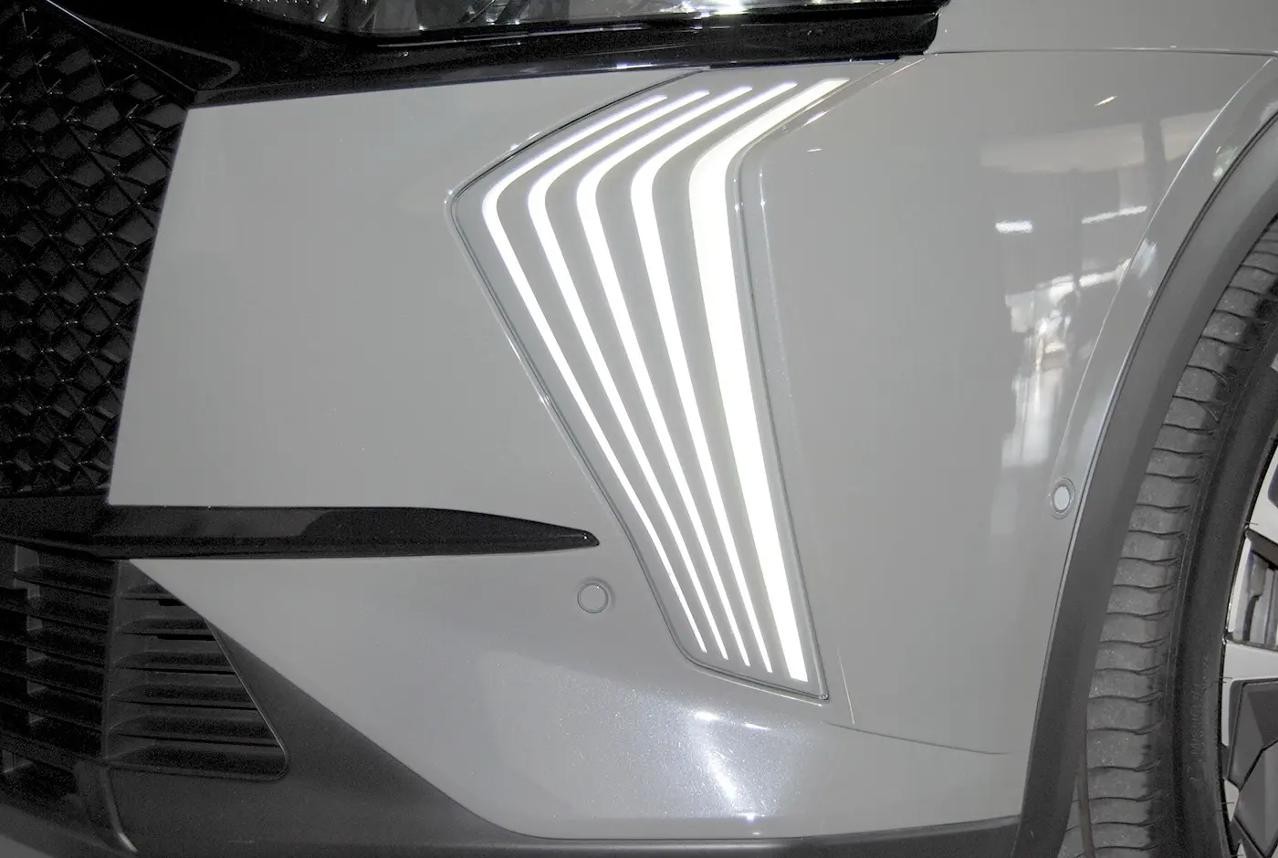 DS DS7 E-Tense Performance Line 12