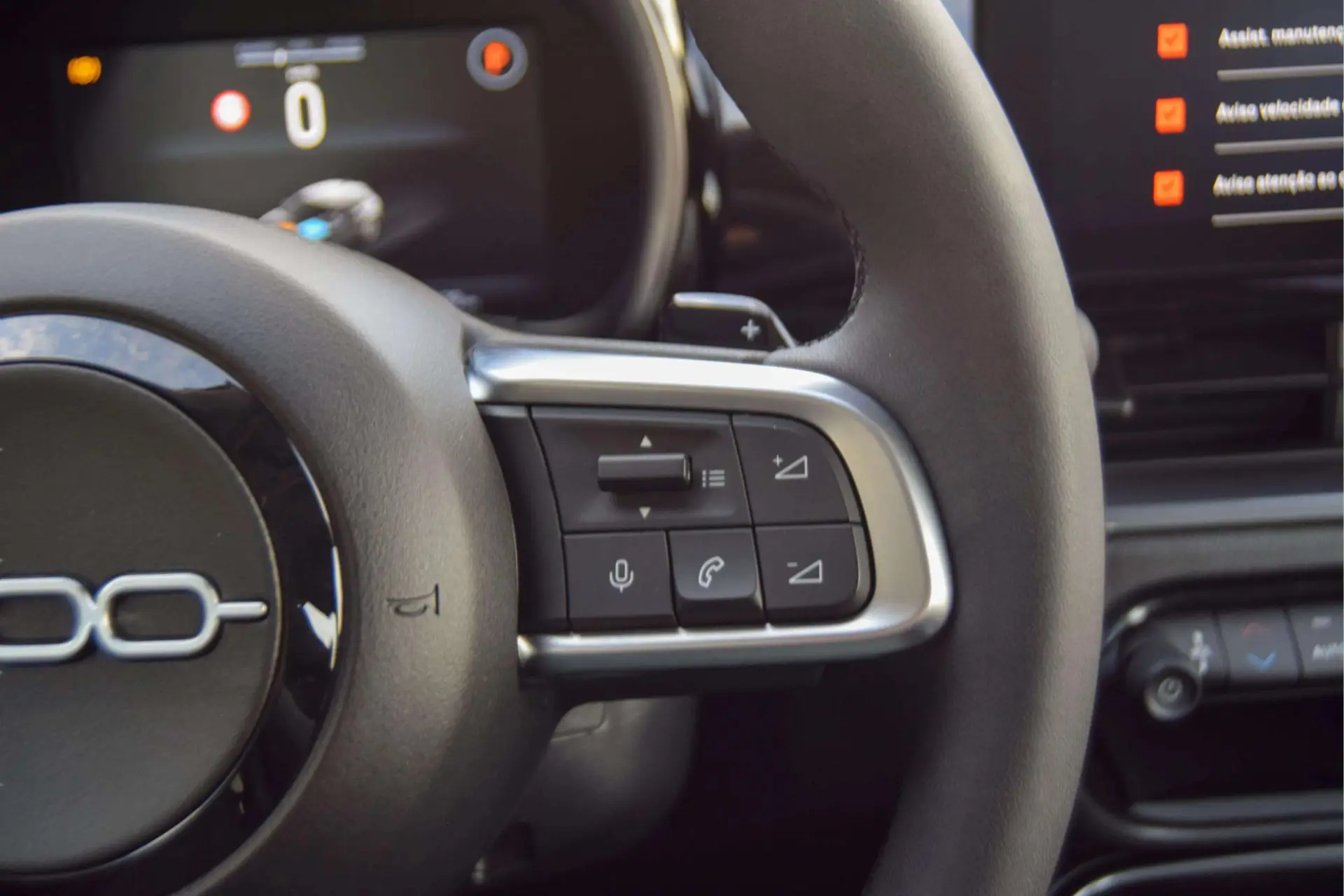 Fiat 600 1.2 Hybrid Icon 13