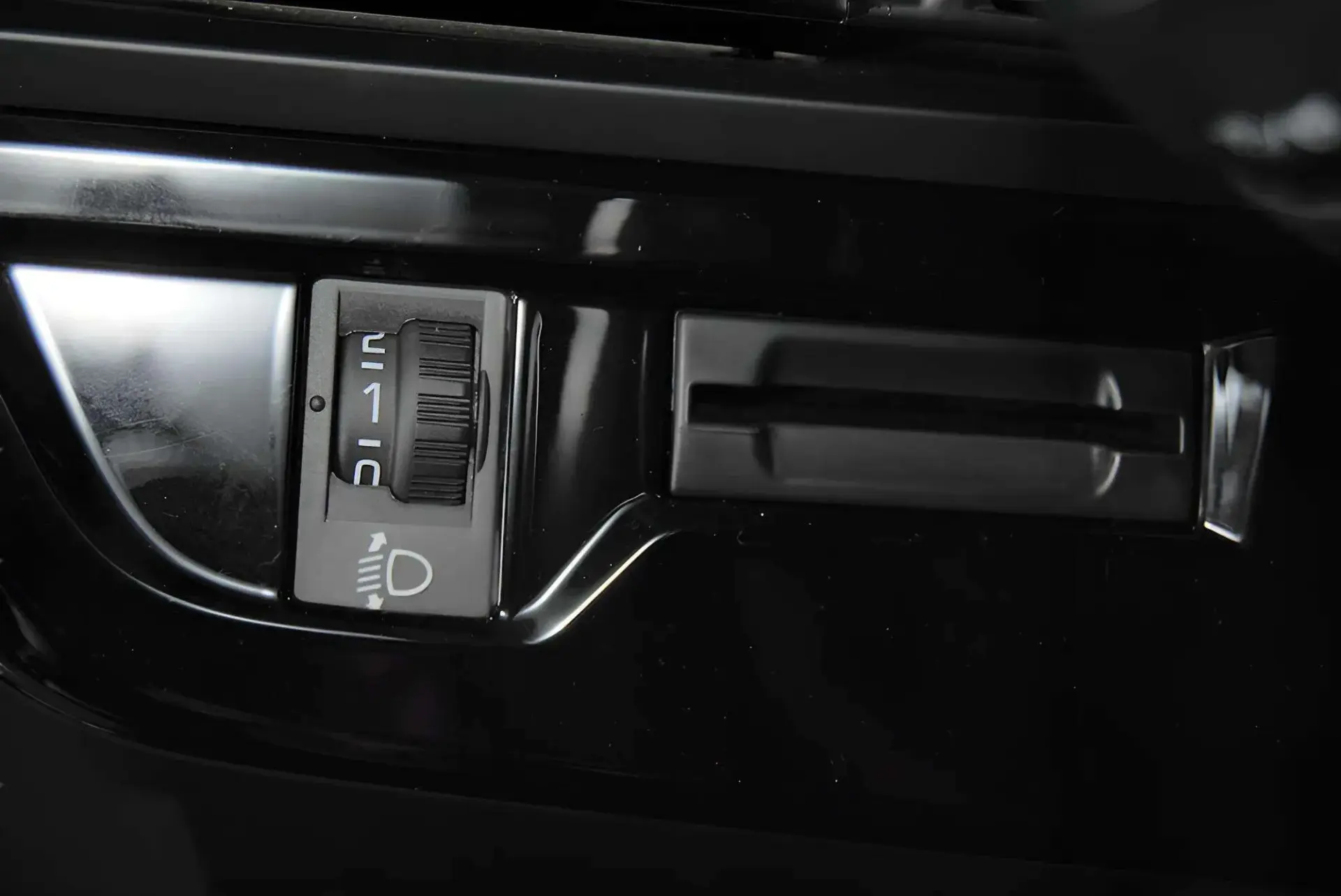 Citroen C4 Grand Picasso 1.6 BlueHDi Feel EAT6 26