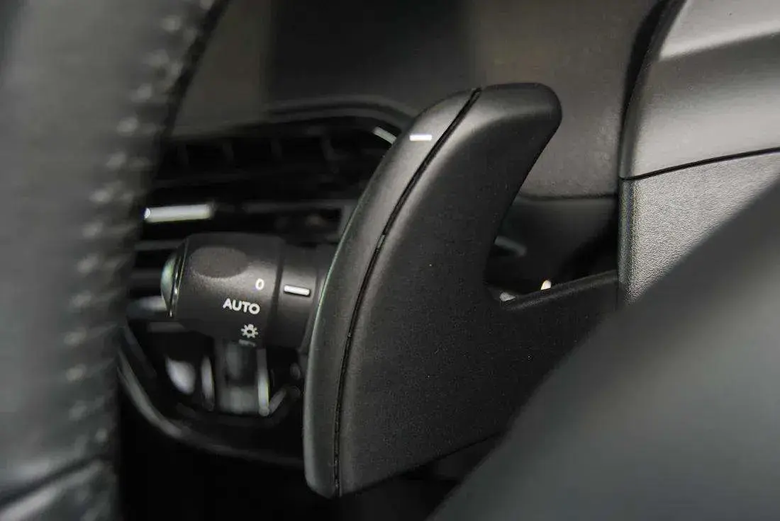 Citroen C4 Grand Picasso 1.6 BlueHDi Feel EAT6 27