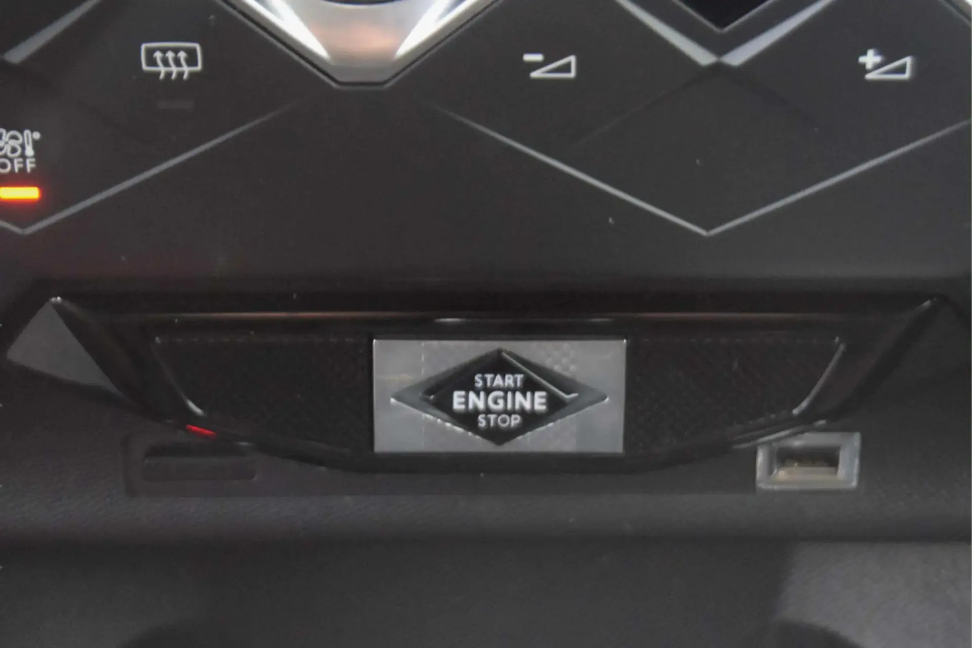 DS DS3 Crossback 1.5 BlueHDi Be Chic 15