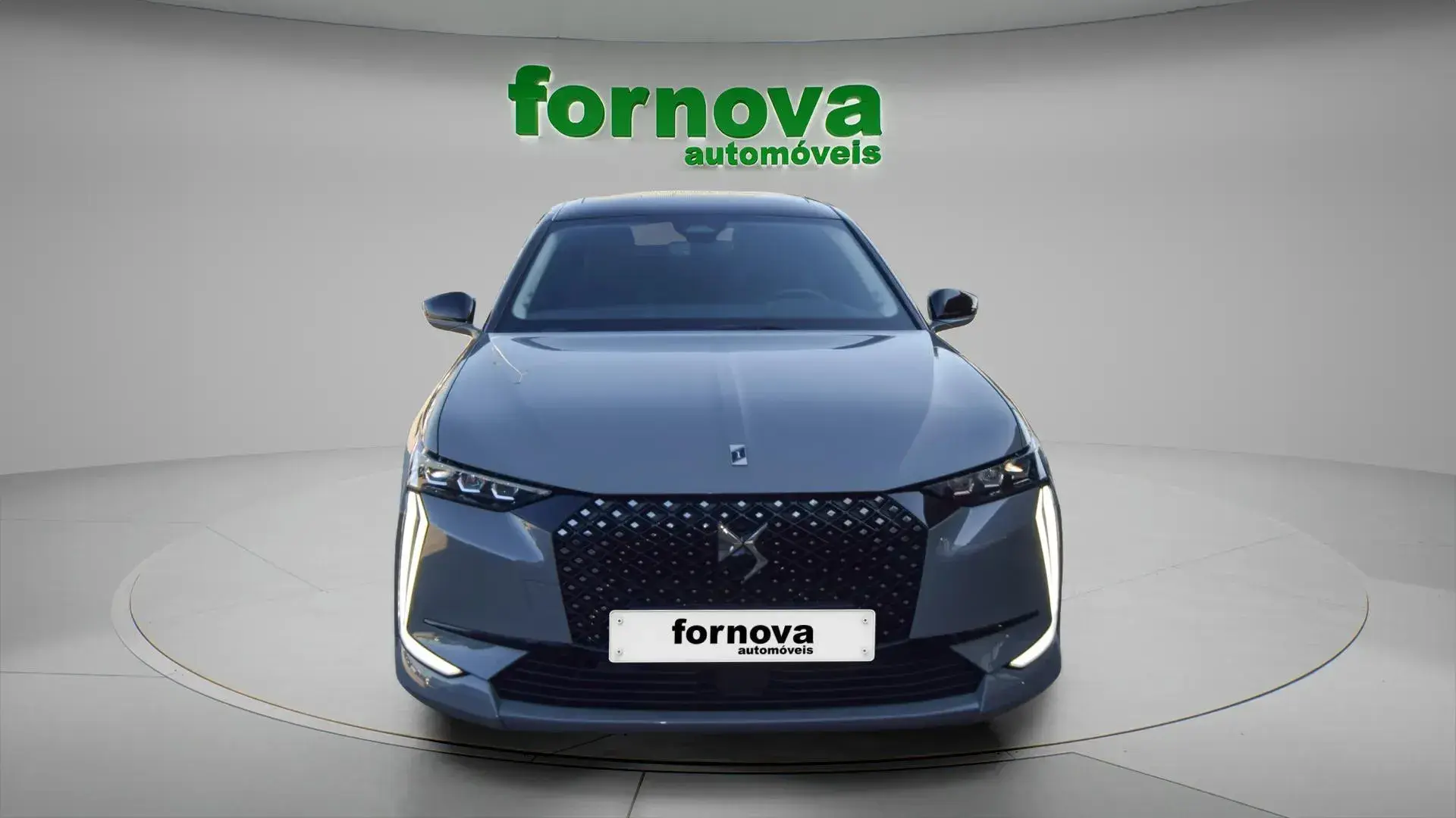 DS DS4 E-Tense La Première EAT8 3