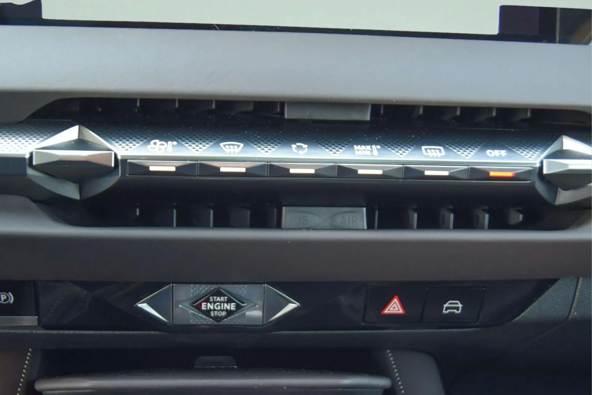 DS DS4 E-Tense La Première EAT8 30