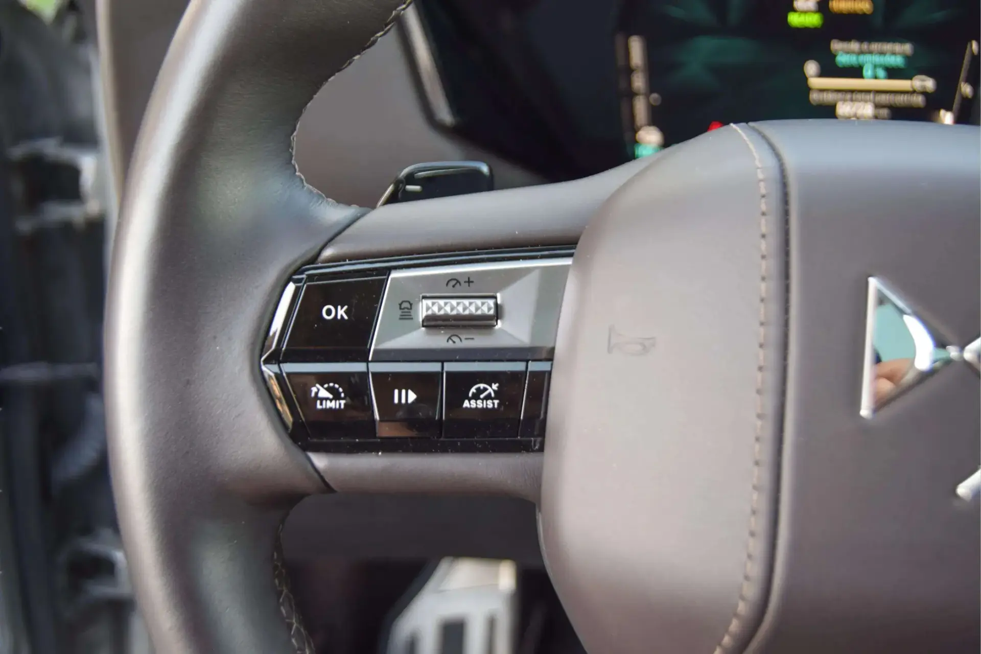 DS DS4 E-Tense La Première EAT8 34