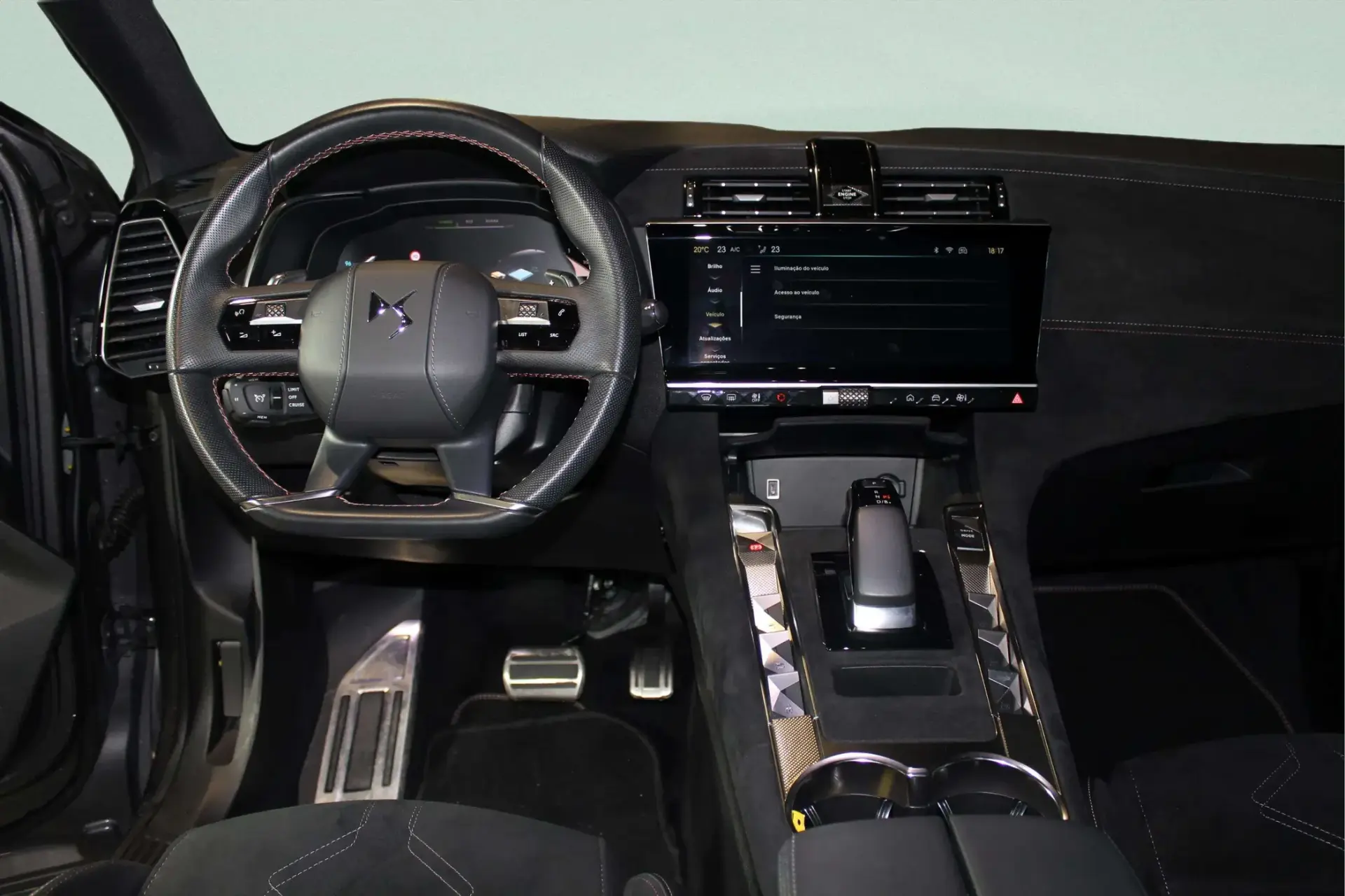 DS DS7 E-Tense 4x4 Performance Line + 21
