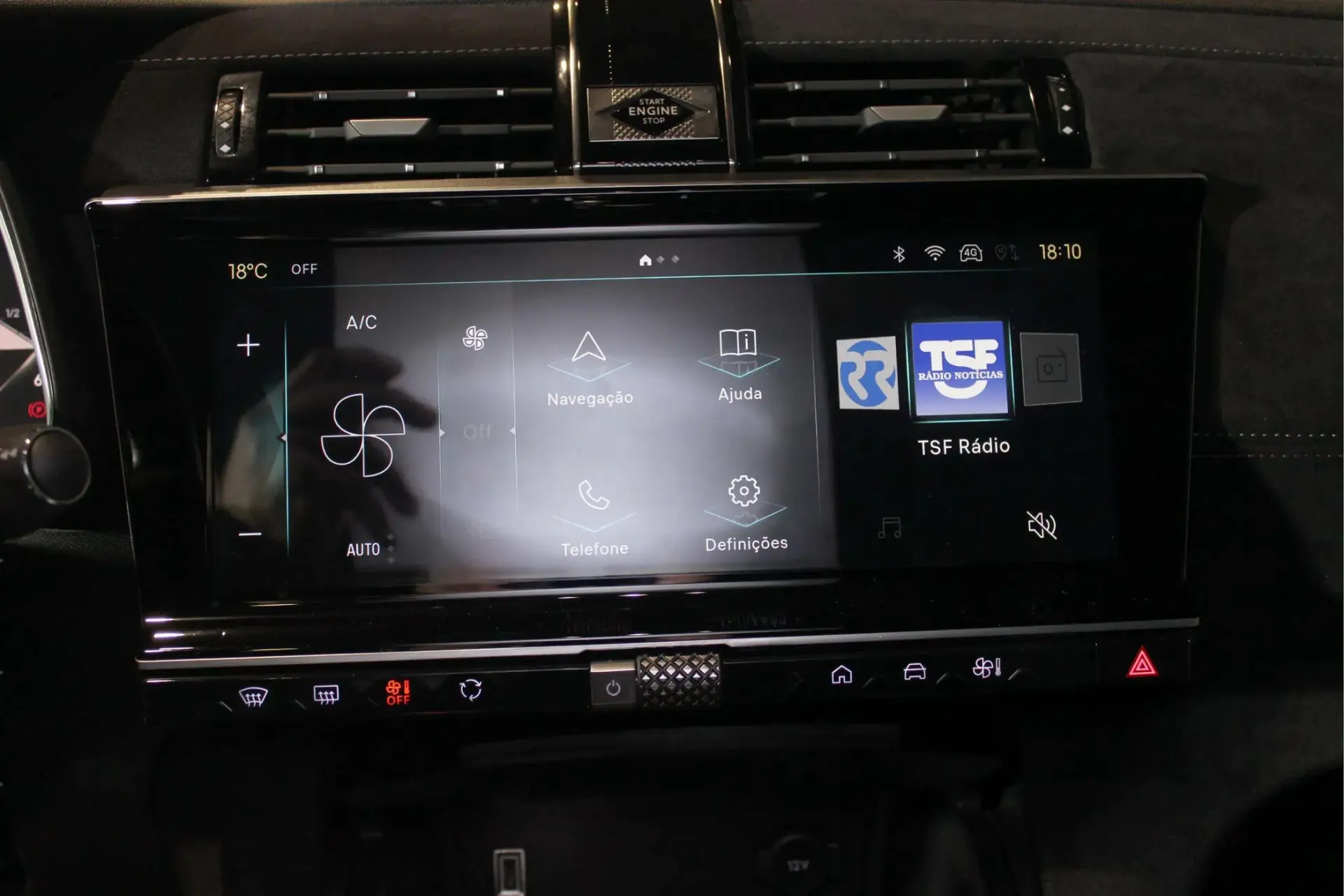 DS DS7 E-Tense 4x4 Performance Line + 39