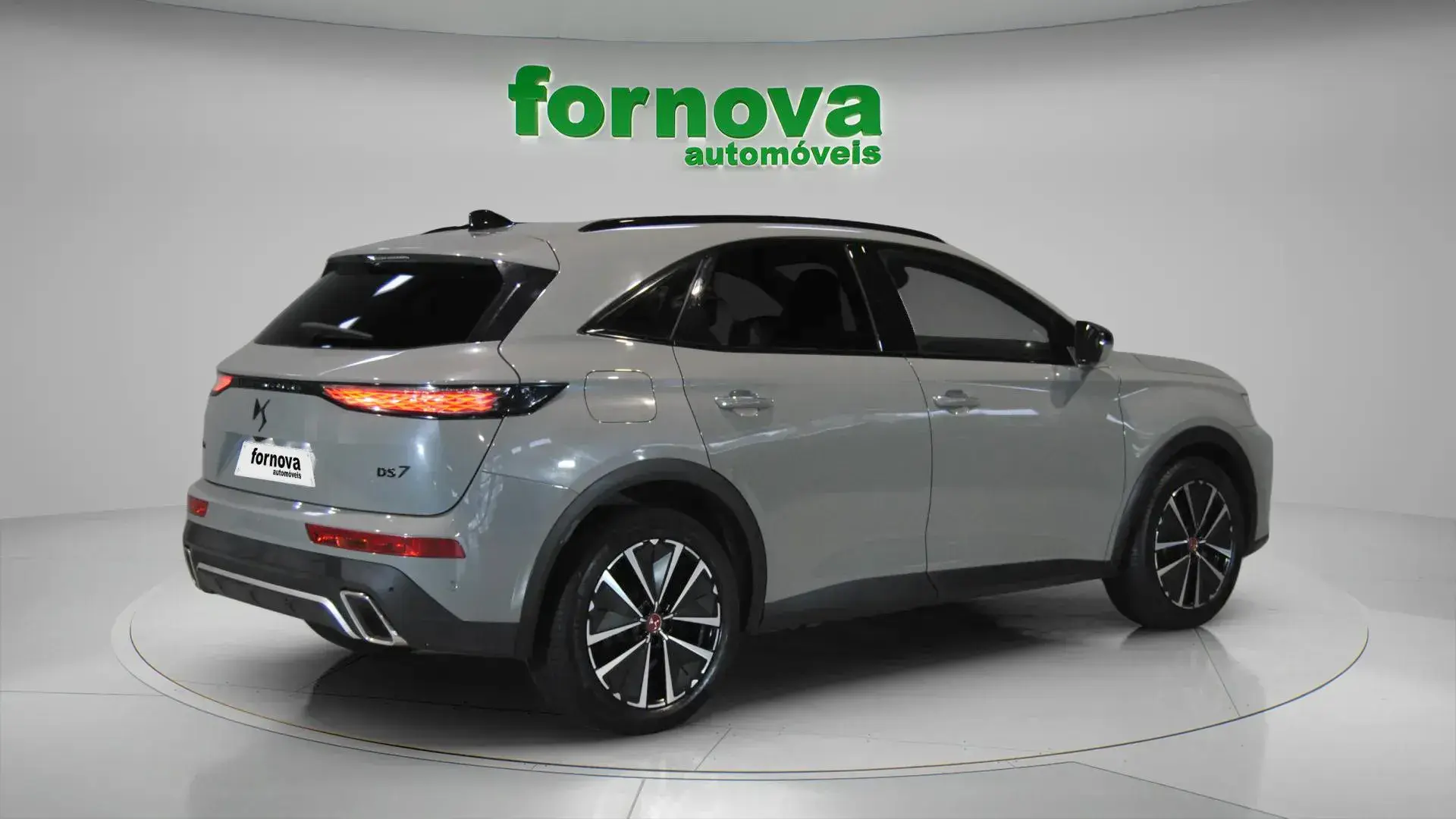 DS DS7 E-Tense Performance Line 7