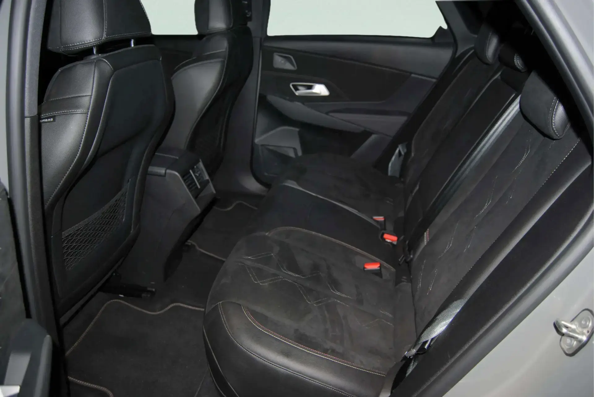 DS DS7 E-Tense Performance Line 18