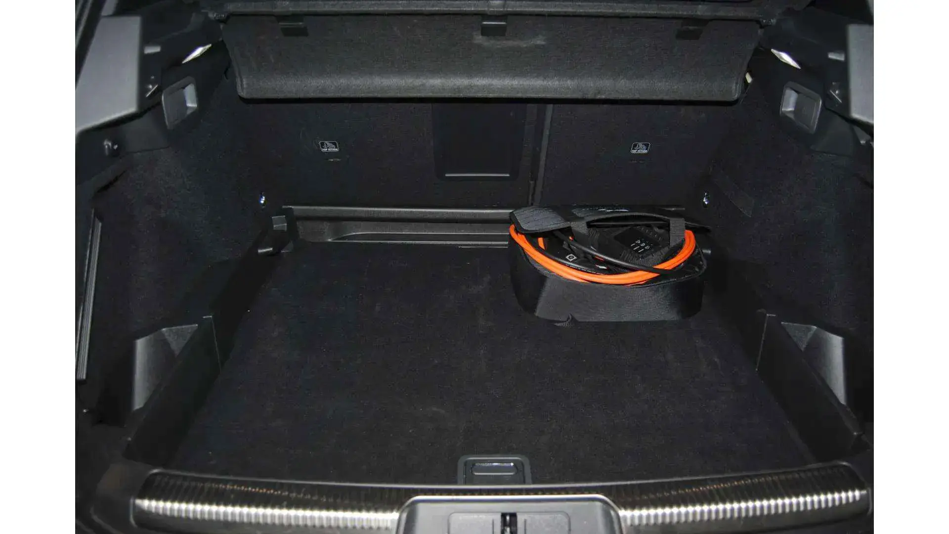 DS DS7 E-Tense Performance Line 40