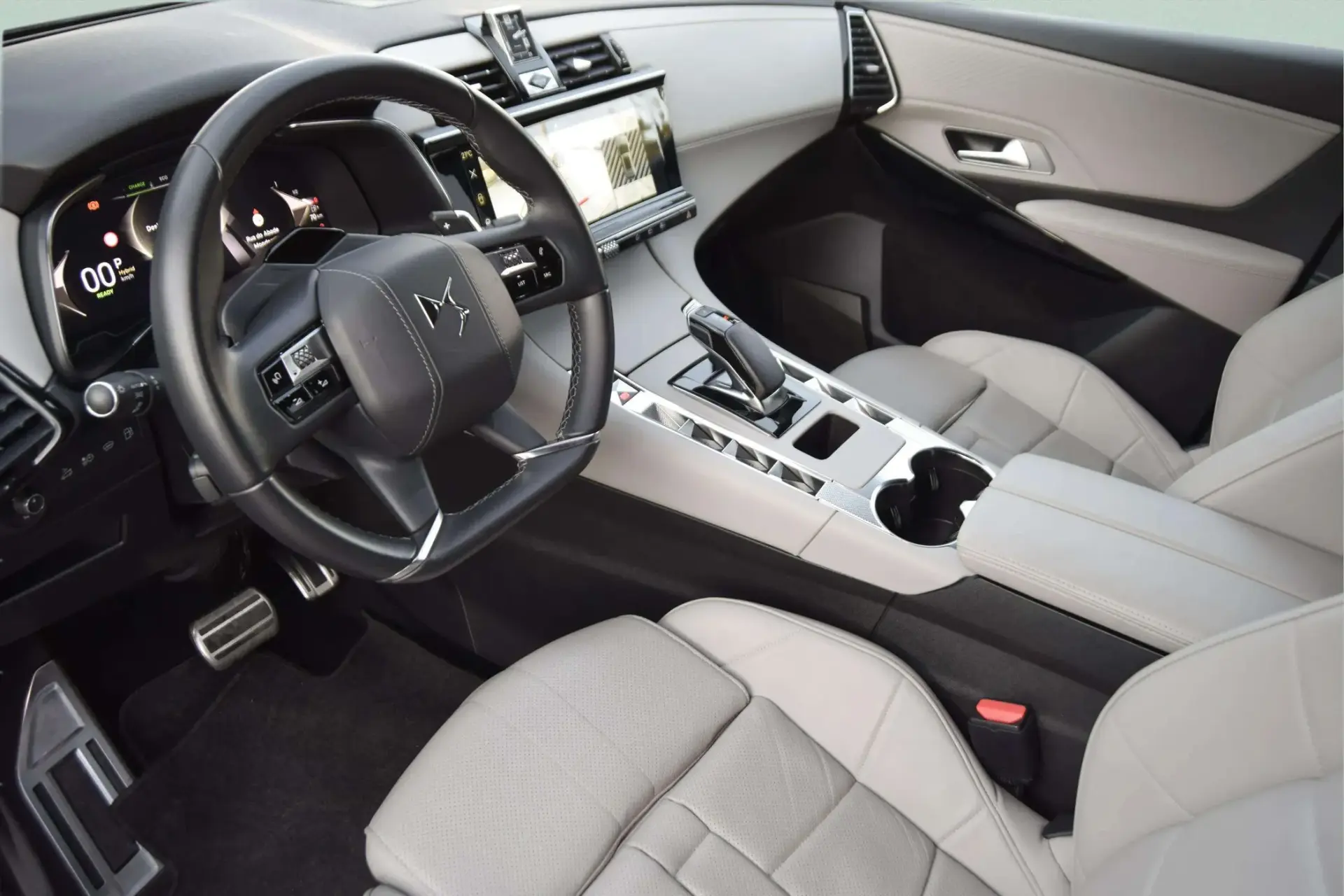 DS DS7 E-Tense 4x4 Ópera EAT8 16