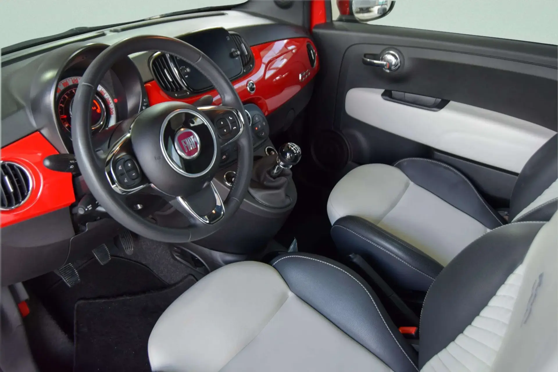 Fiat 500 1.0 Hybrid Dolcevita 8