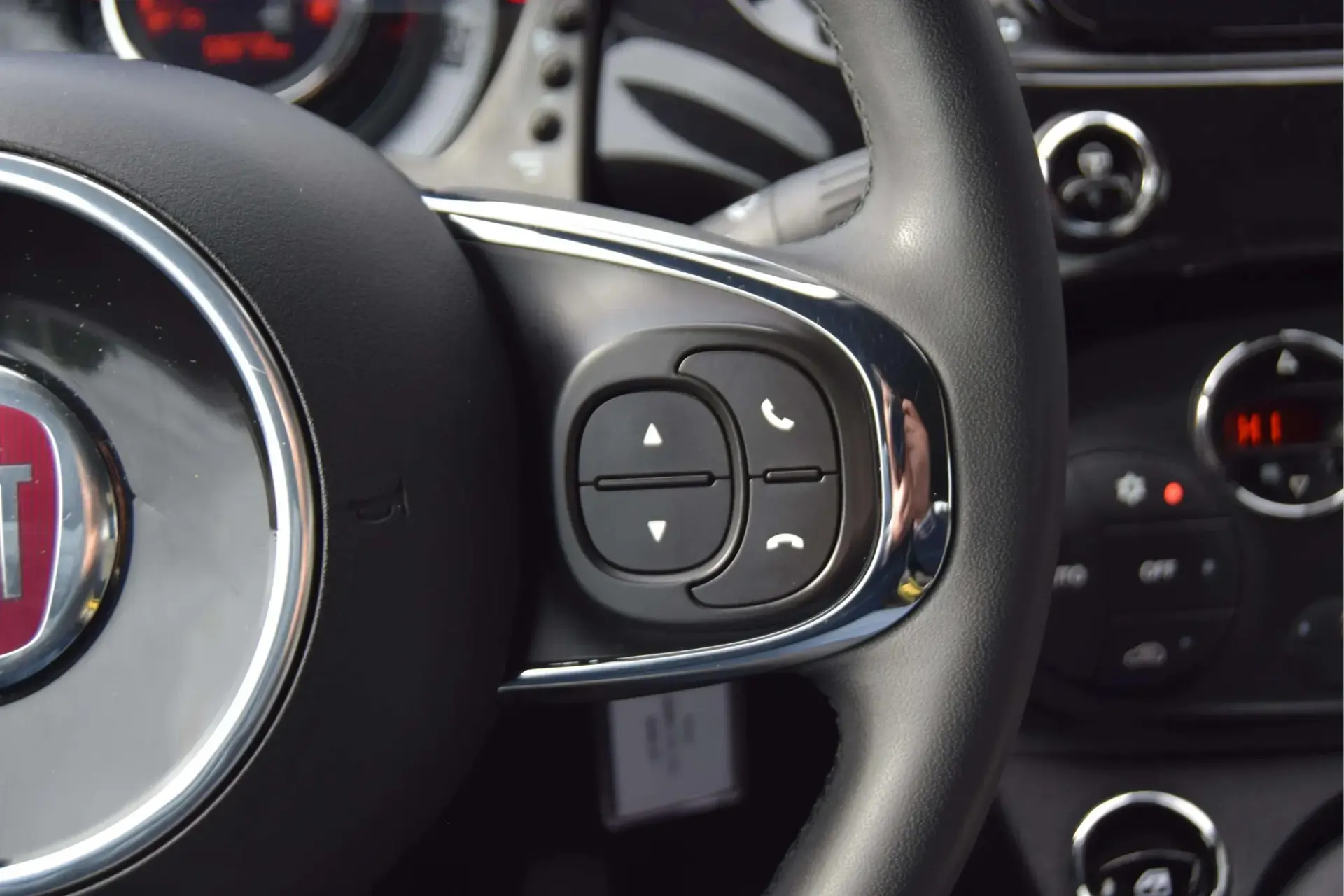 Fiat 500C 1.0 Hybrid Dolcevita 22