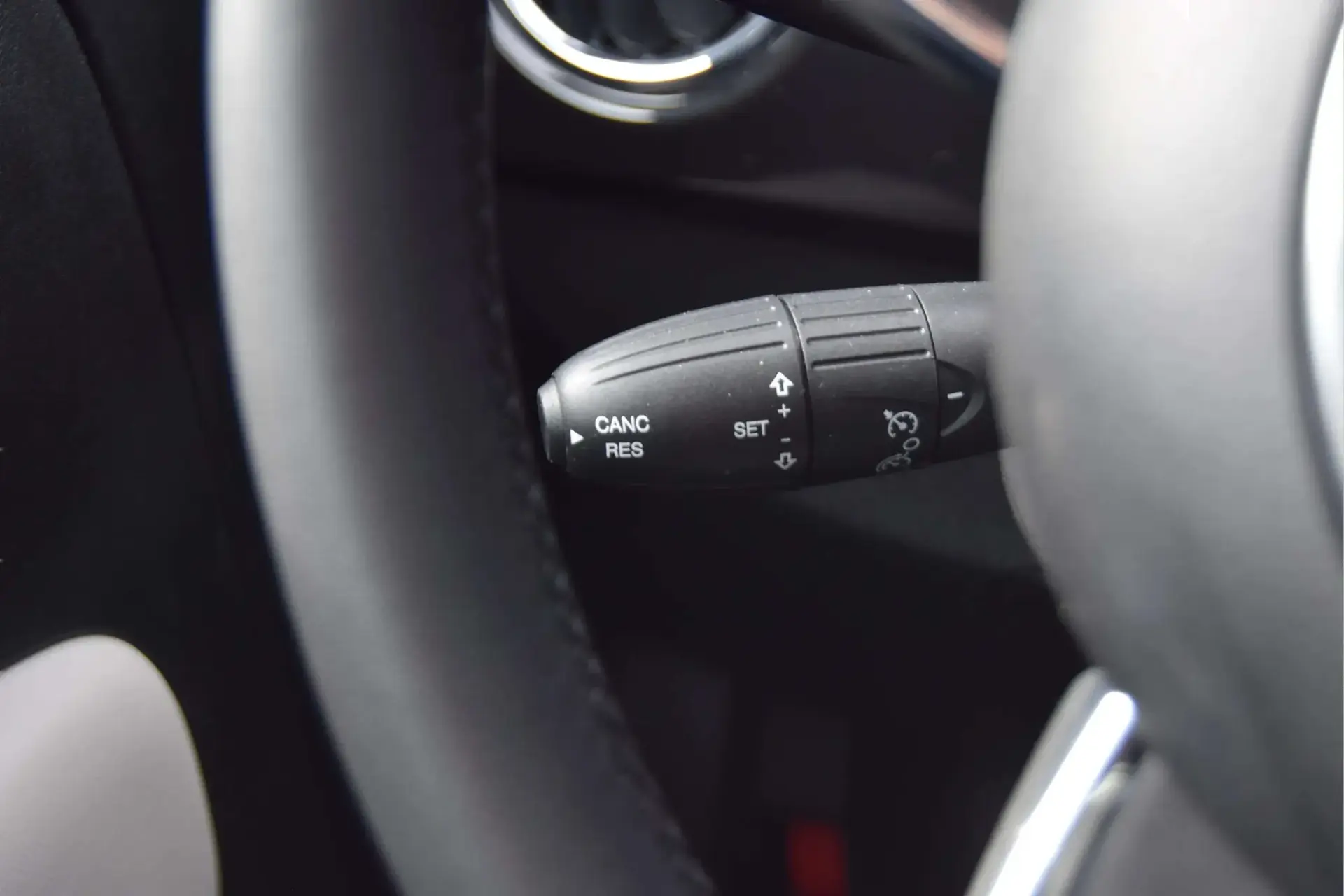 Fiat 500C 1.0 Hybrid Dolcevita 23