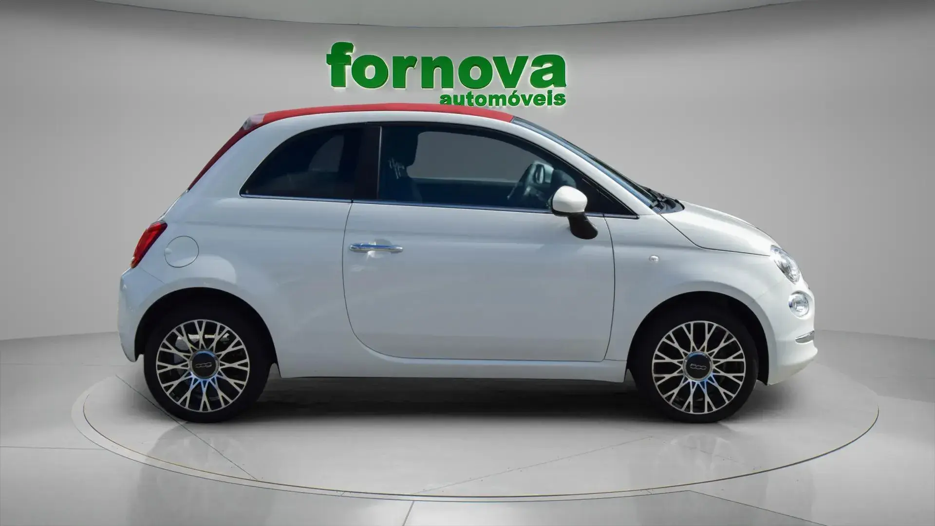 Fiat 500C 1.0 Hybrid Pack Style Plus 4