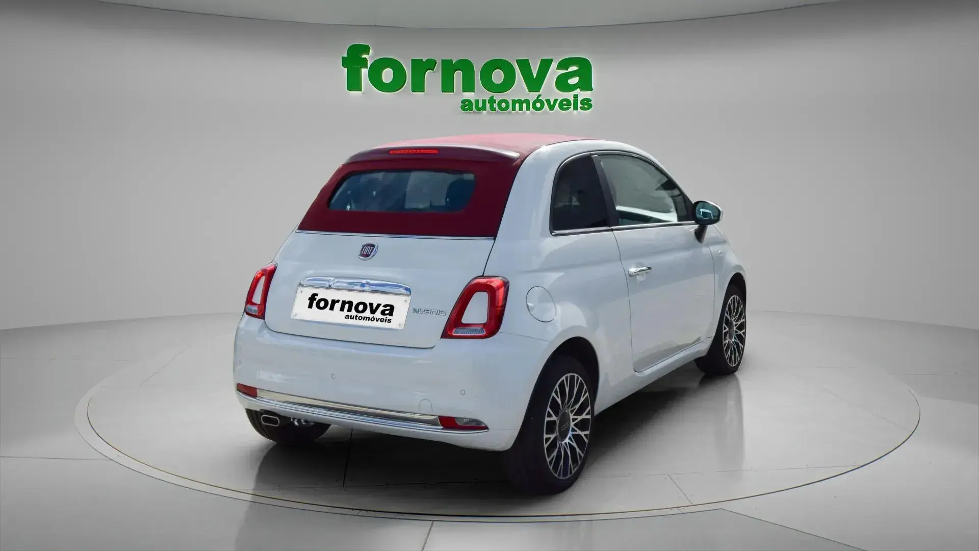 Fiat 500C 1.0 Hybrid Pack Style Plus 6