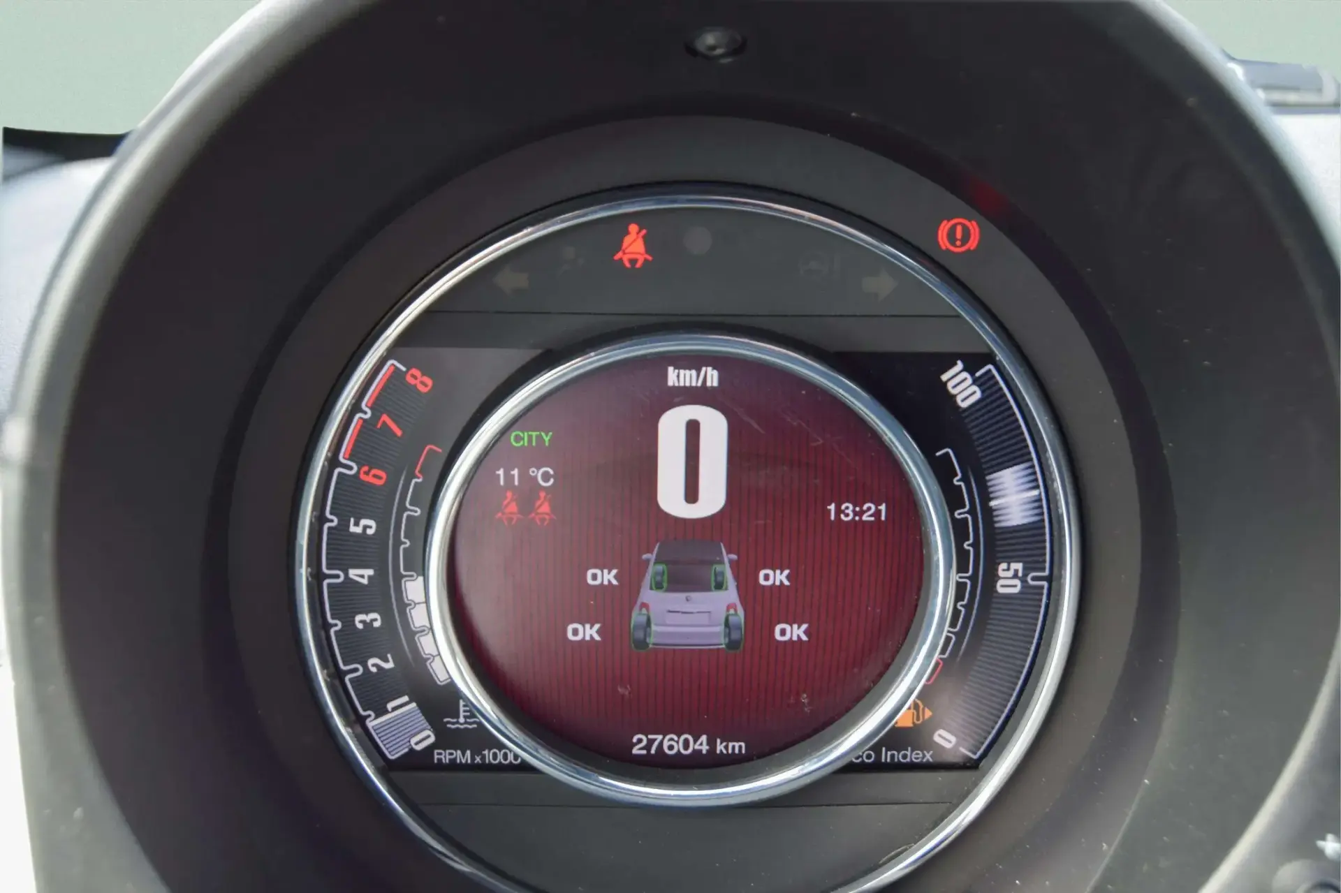 Fiat 500C 1.0 Hybrid Pack Style Plus 9