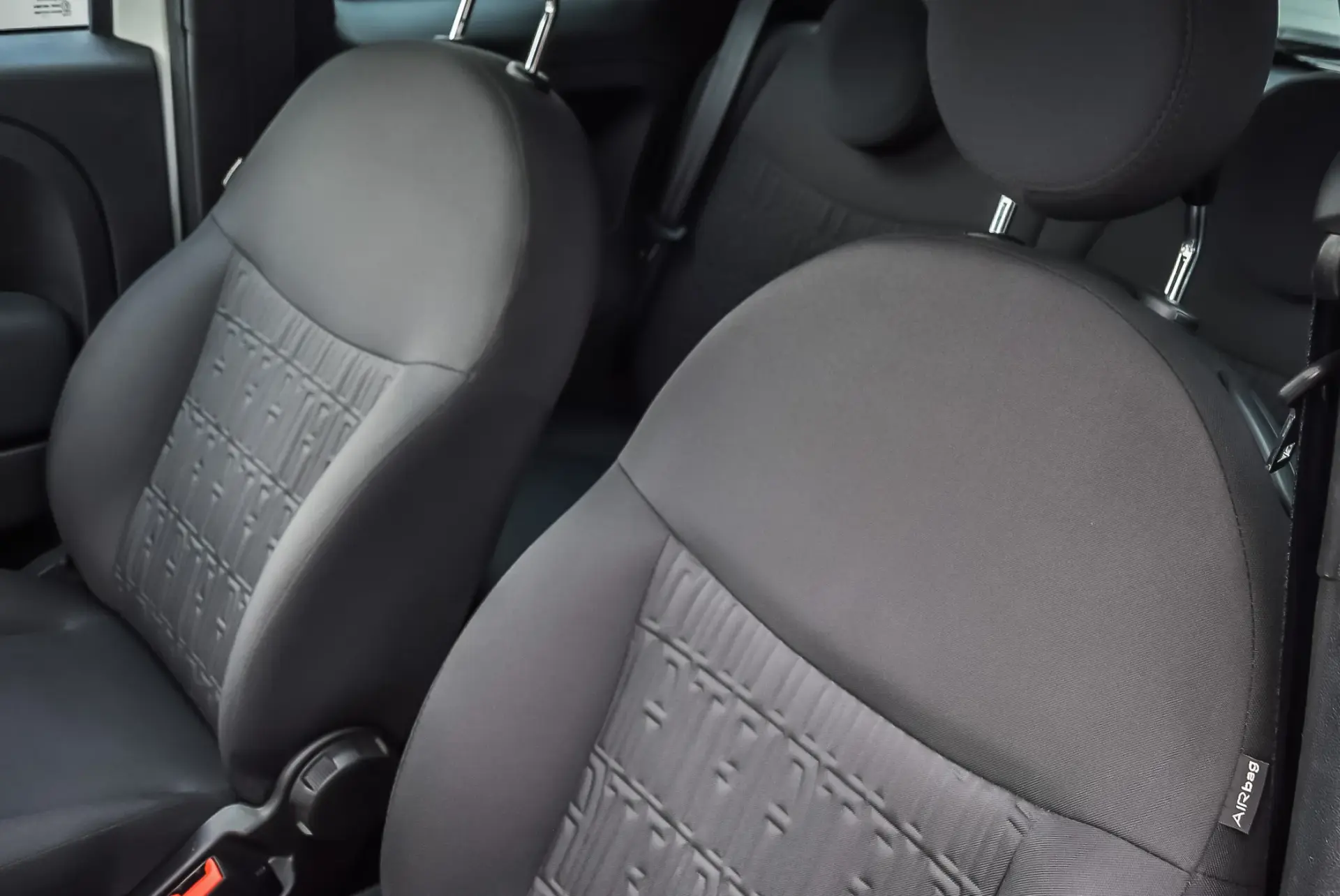 Fiat 500C 1.0 Hybrid Pack Style Plus 11