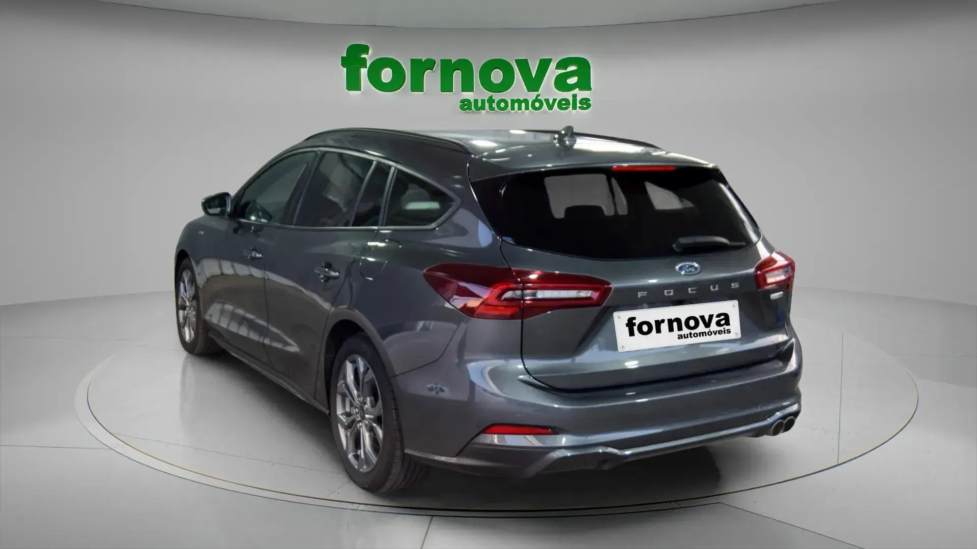 Ford Focus SW 1.0 EcoBoost ST-Line 2
