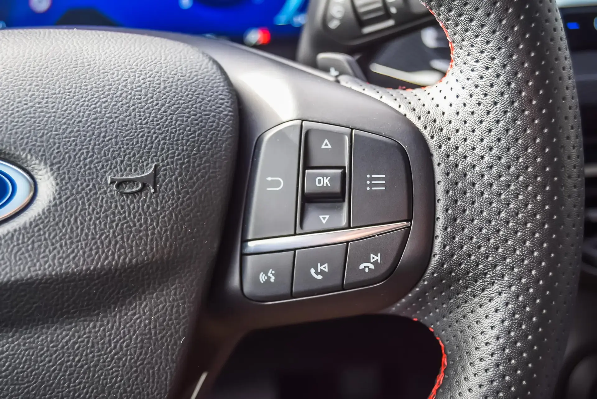 Ford Focus SW 1.0 EcoBoost MHEV ST-Line X Aut. 29