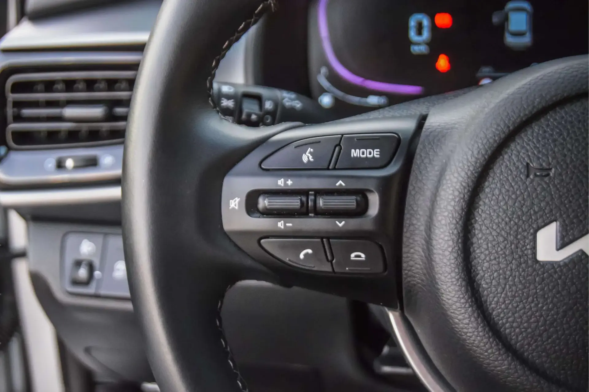 Kia Stonic 1.0 T-GDi Drive 7DCT 22