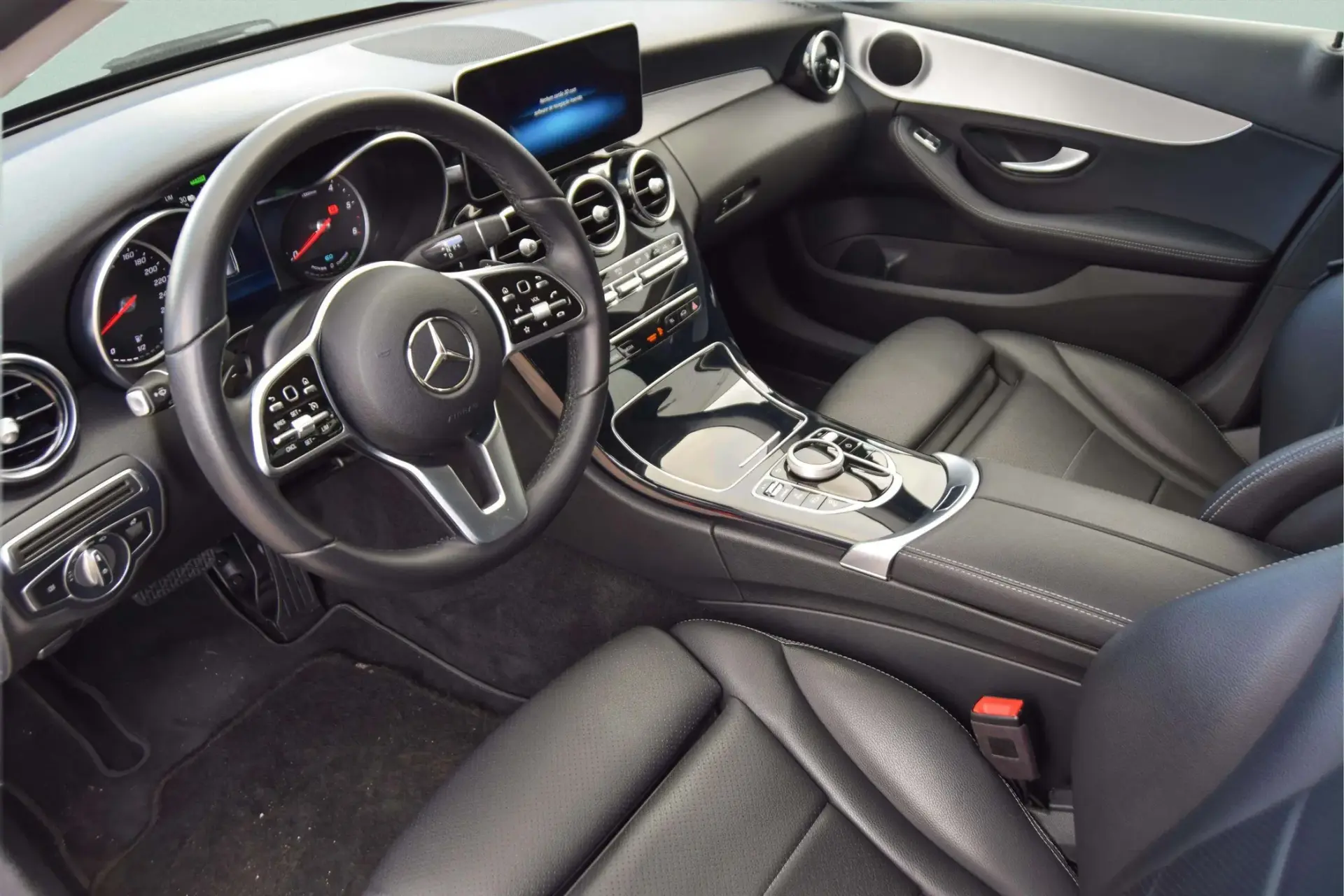 Mercedes-Benz C 300 de Avantgarde 10