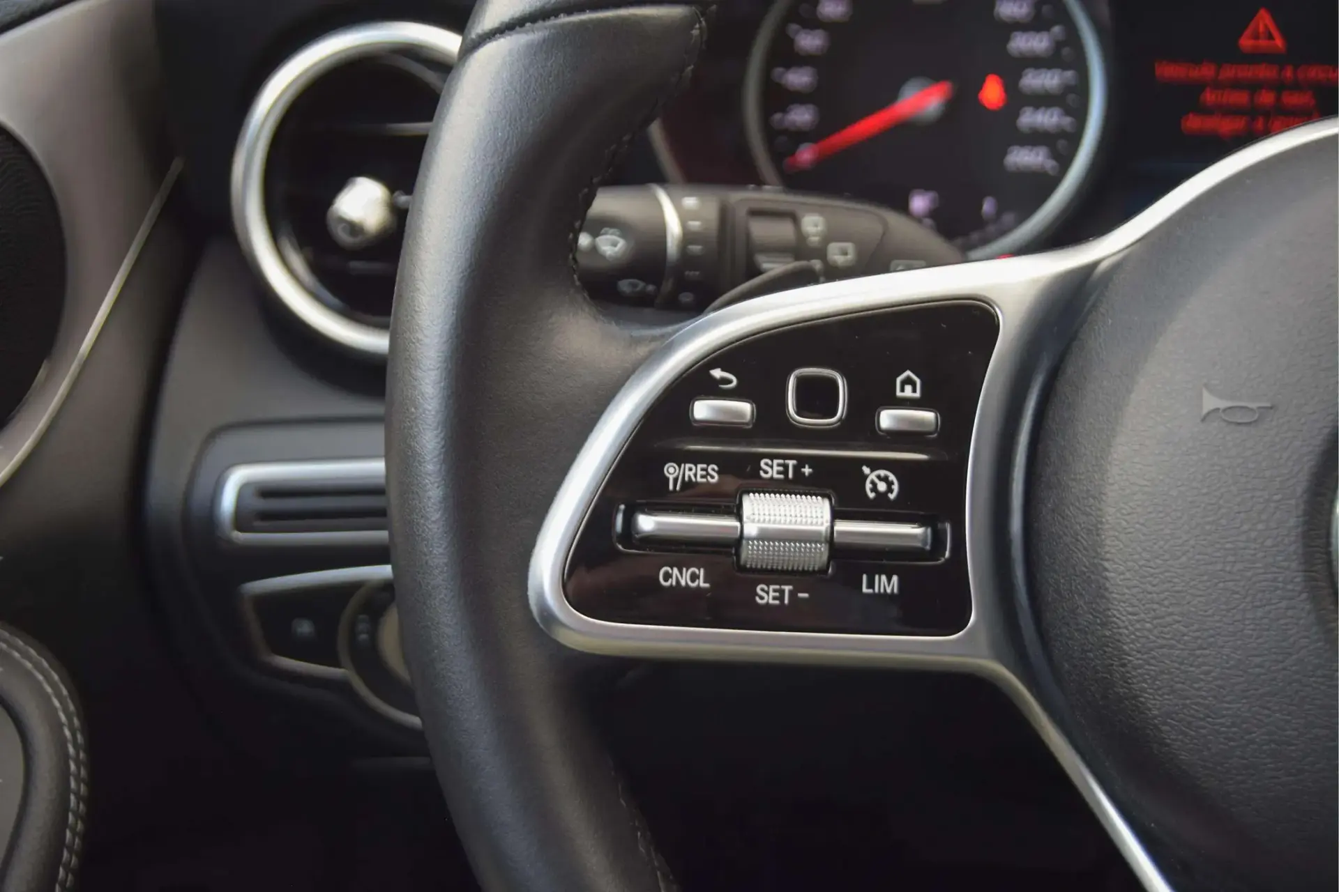 Mercedes-Benz C 300 de Avantgarde 23