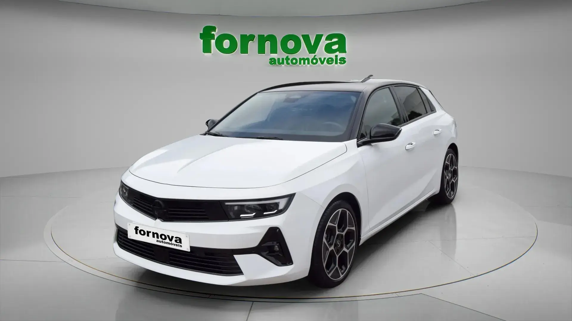 Opel Astra 1.2 T GS Aut. 1