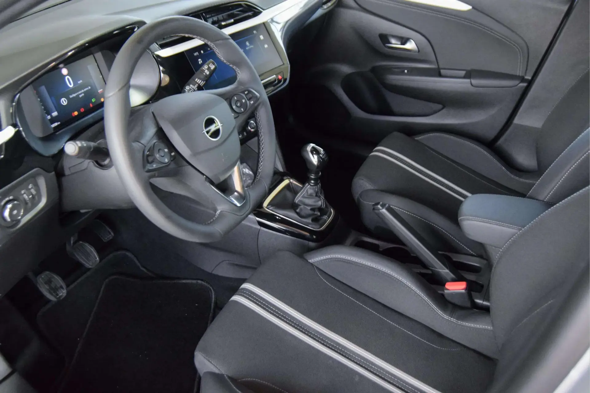 Opel Corsa 1.2 T GS 7