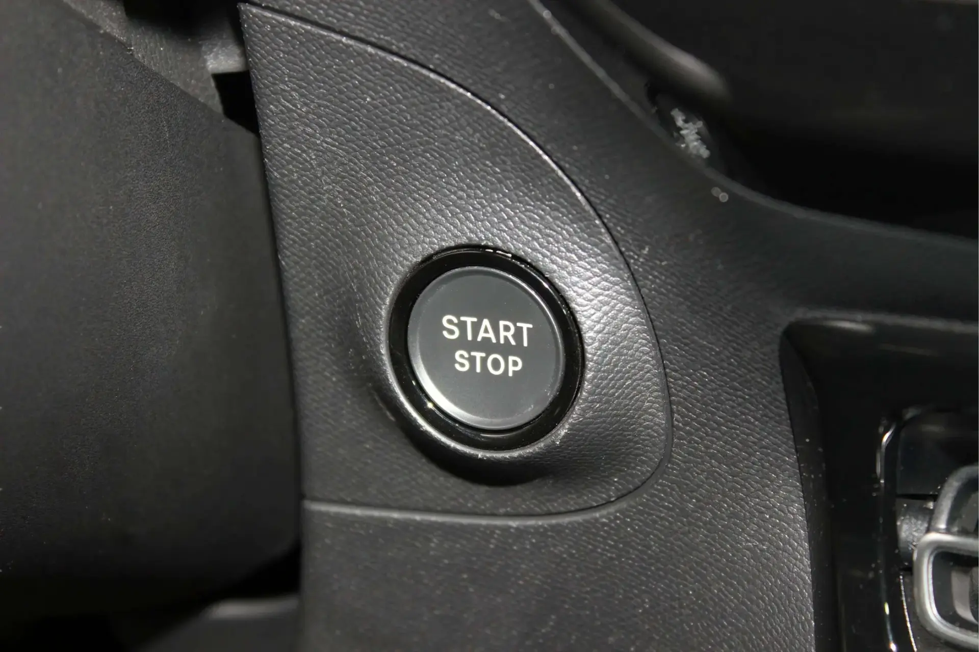 Opel Mokka 1.2 Hybrid GS eDCT 29