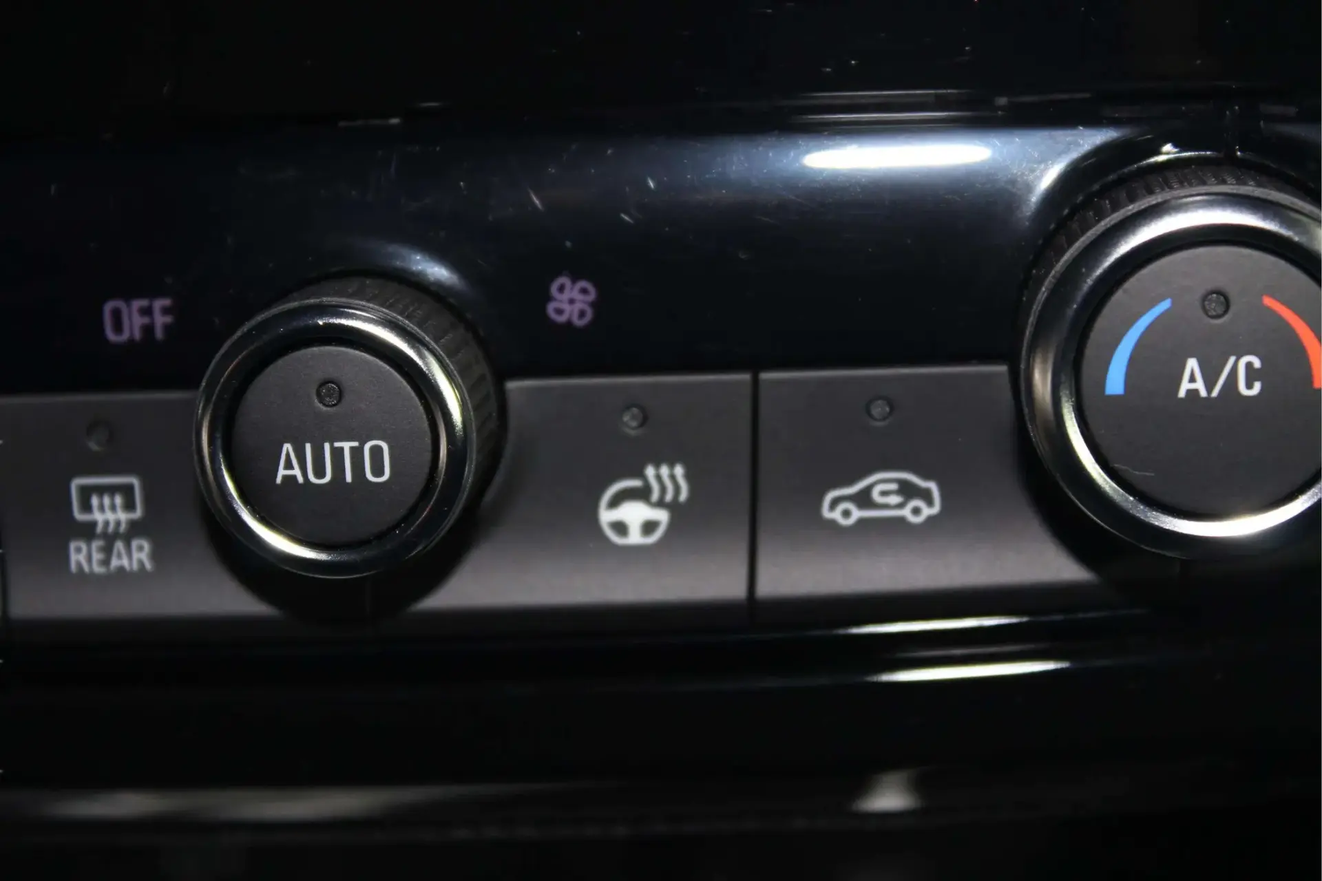Opel Mokka 1.2 Hybrid GS eDCT 39