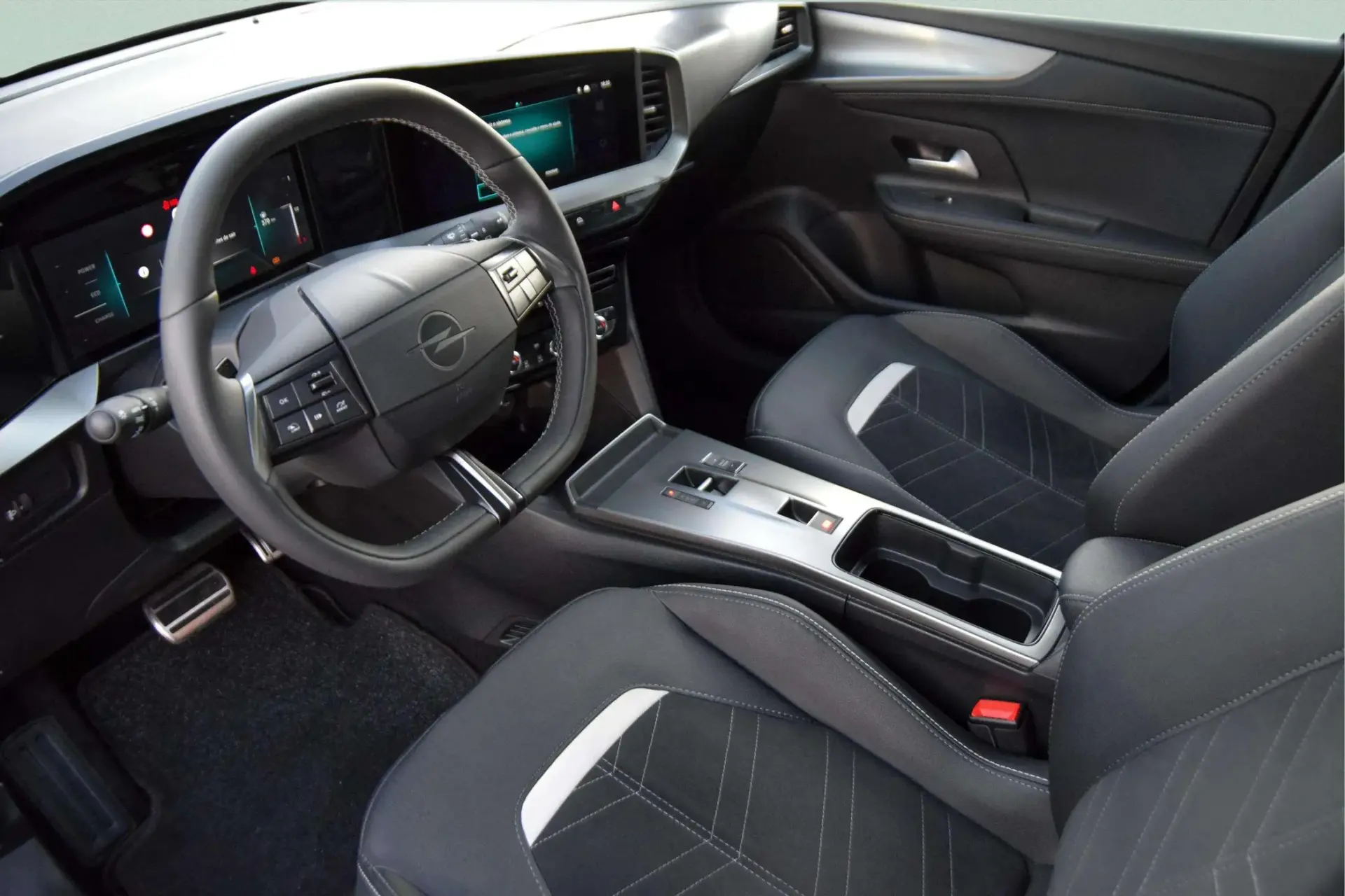 Opel Mokka 1.2 Hybrid GS eDCT 9