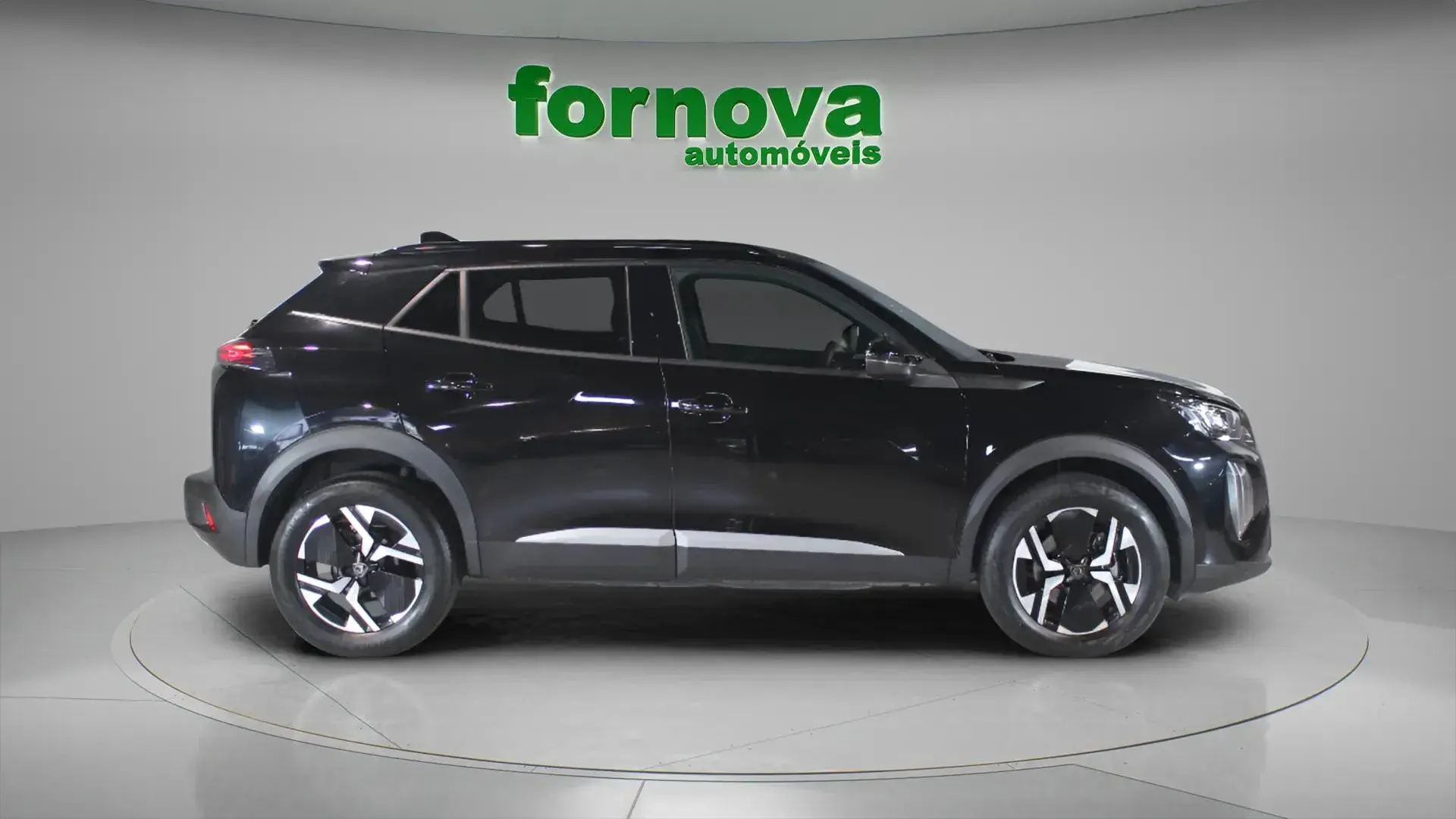 Peugeot 2008 1.2 Hybrid Allure e-DCS6 5