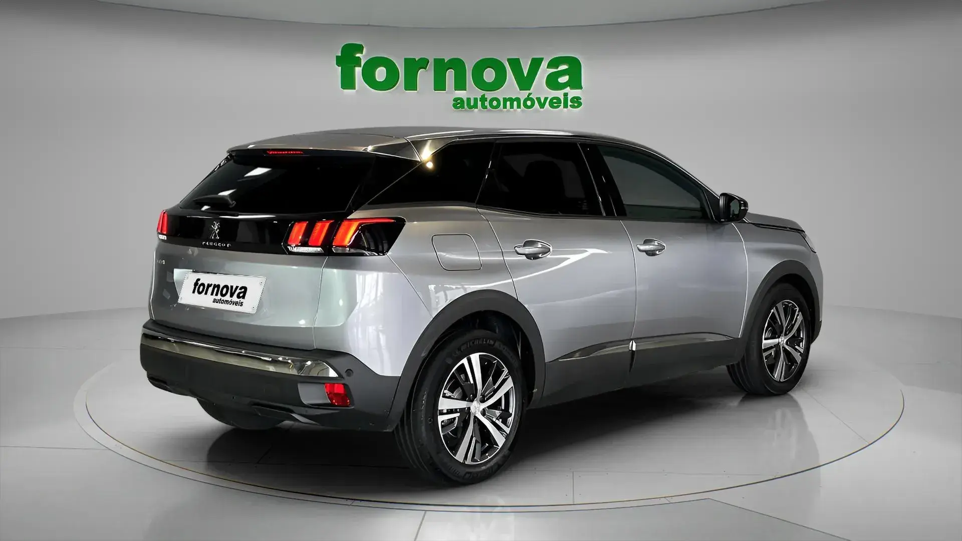 Peugeot 3008 1.5 BlueHDi Allure Pack EAT8 6