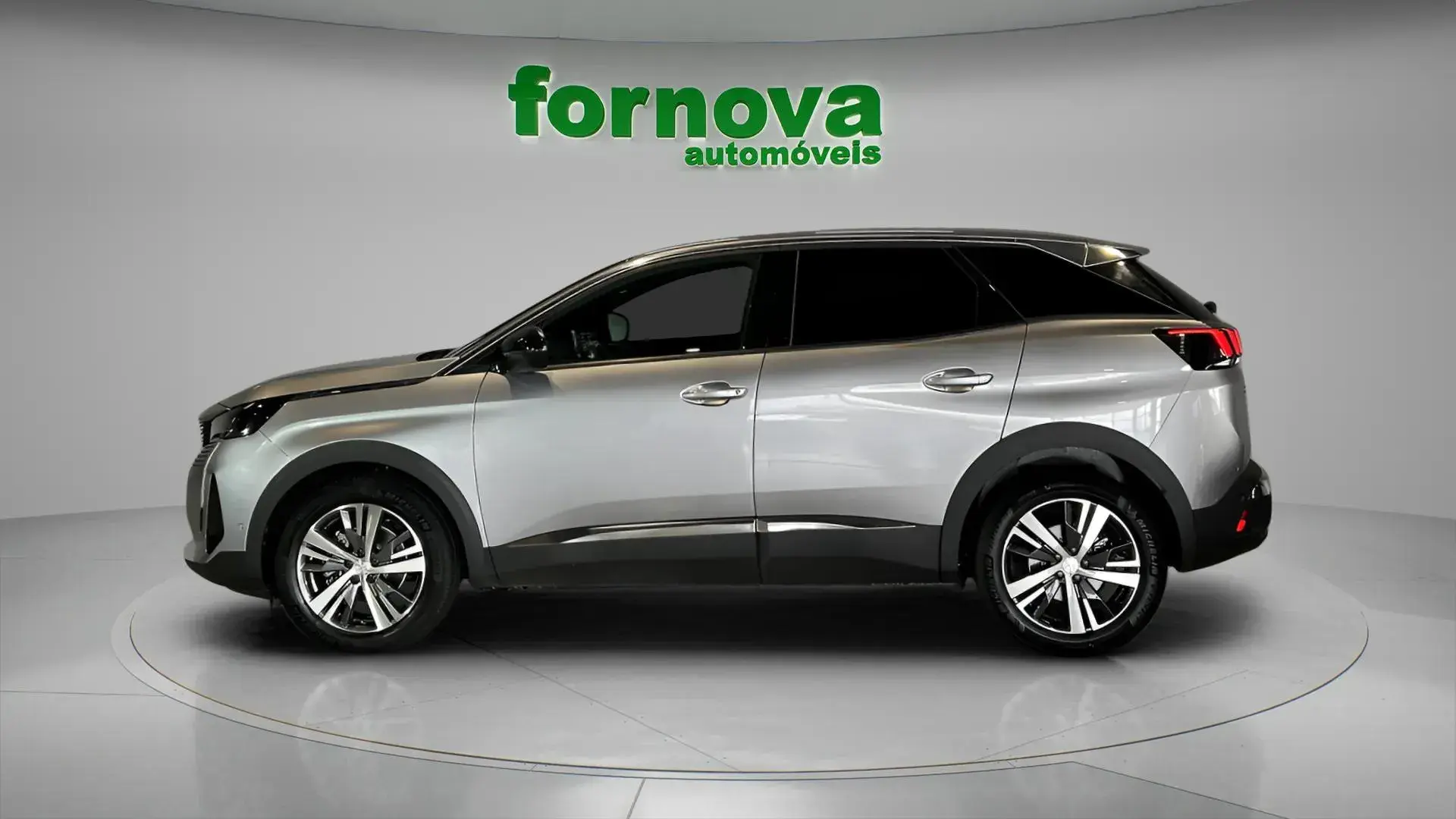 Peugeot 3008 1.5 BlueHDi Allure Pack EAT8 9
