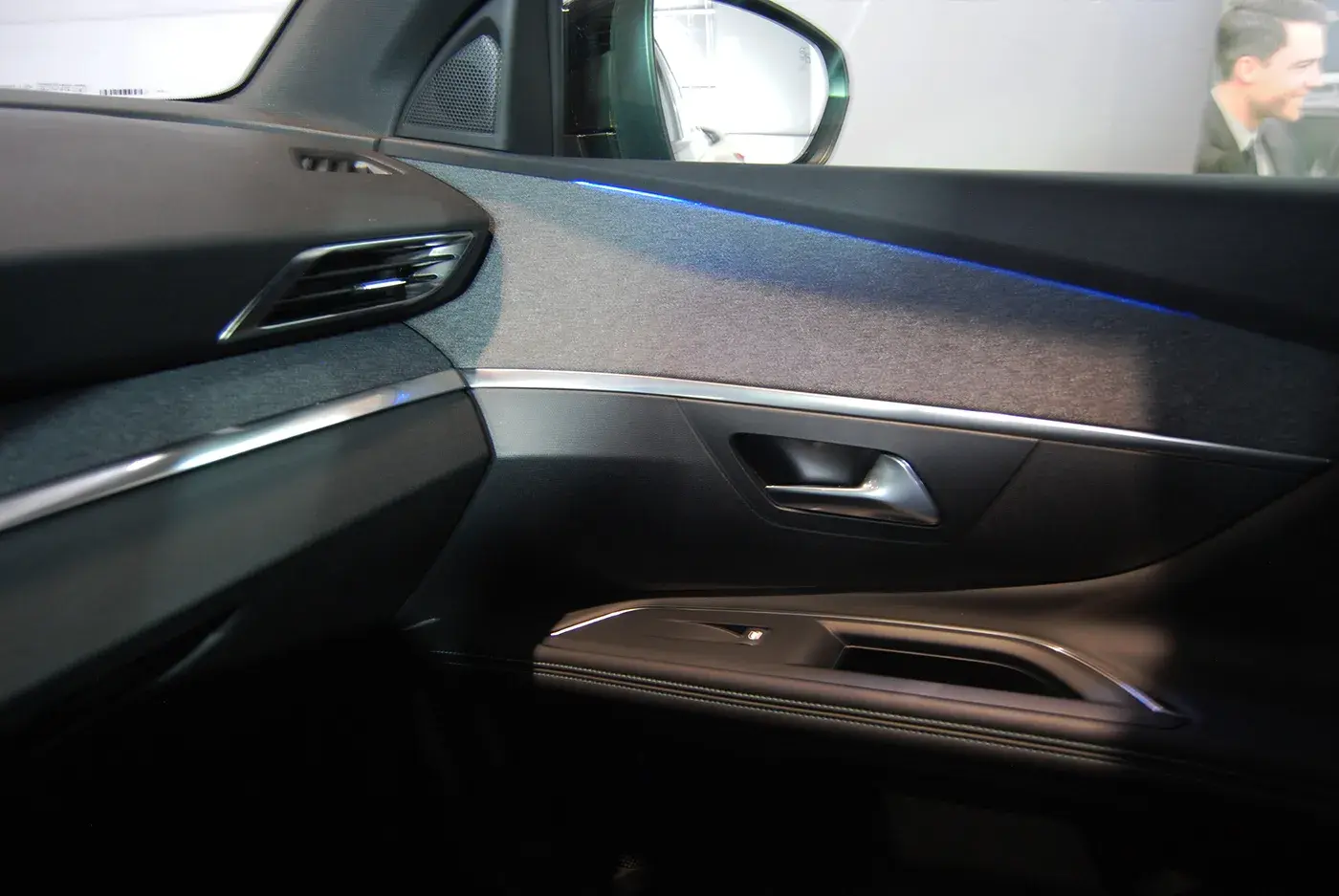 Peugeot 3008 1.5 BlueHDi Allure Pack EAT8 36