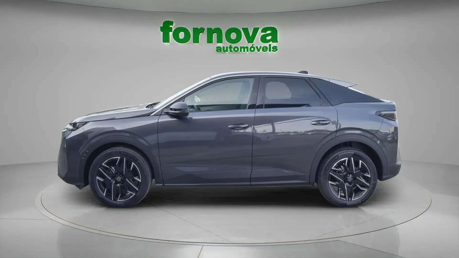 Peugeot 3008 1.2 Hybrid Allure e-DCS6 4
