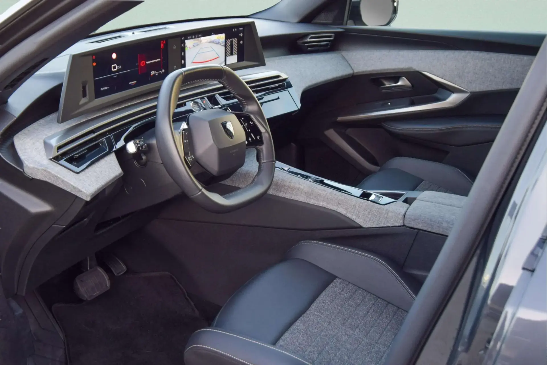 Peugeot 3008 1.2 Hybrid Allure e-DCS6 8