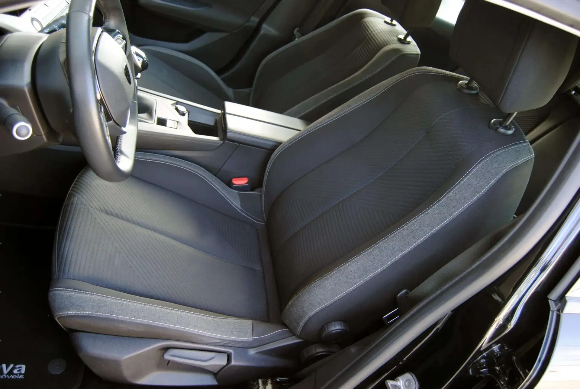 Peugeot 308 1.2 PureTech Active Pack 17