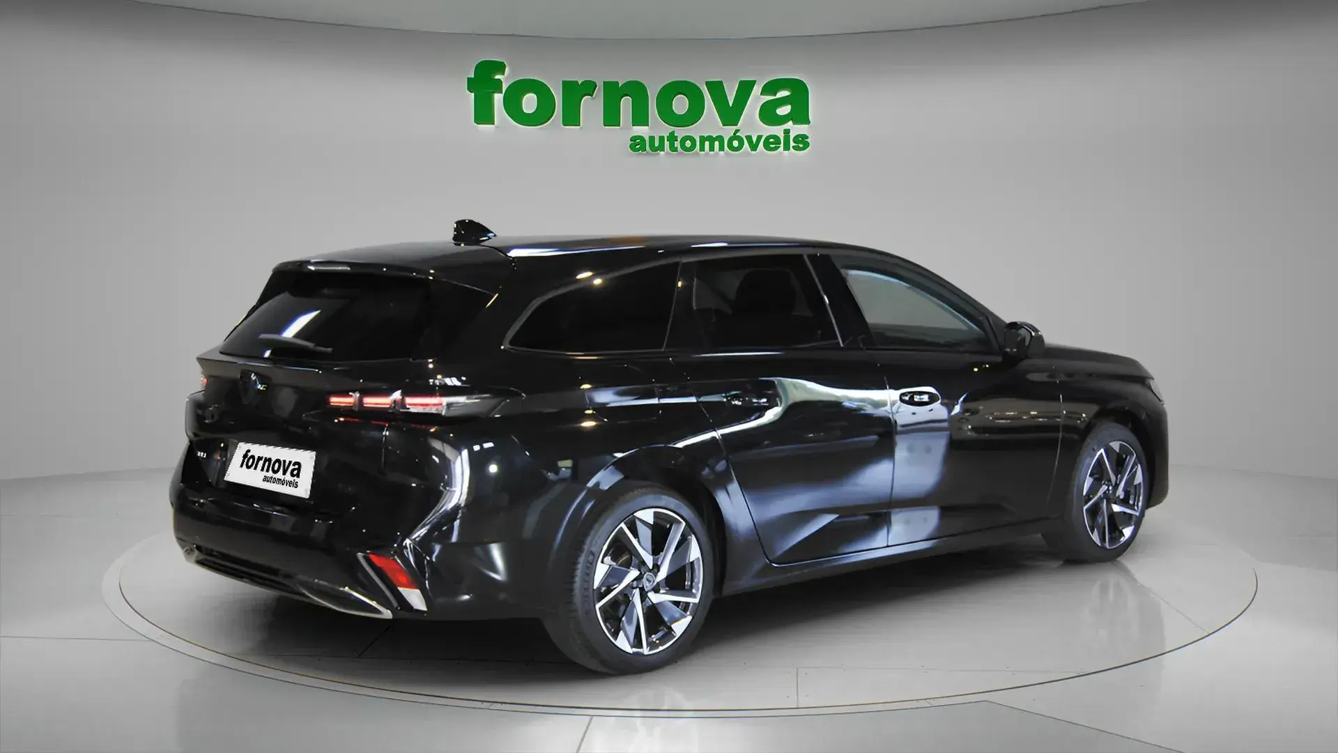 Peugeot 308 SW 1.5 BlueHDi Allure EAT8 6