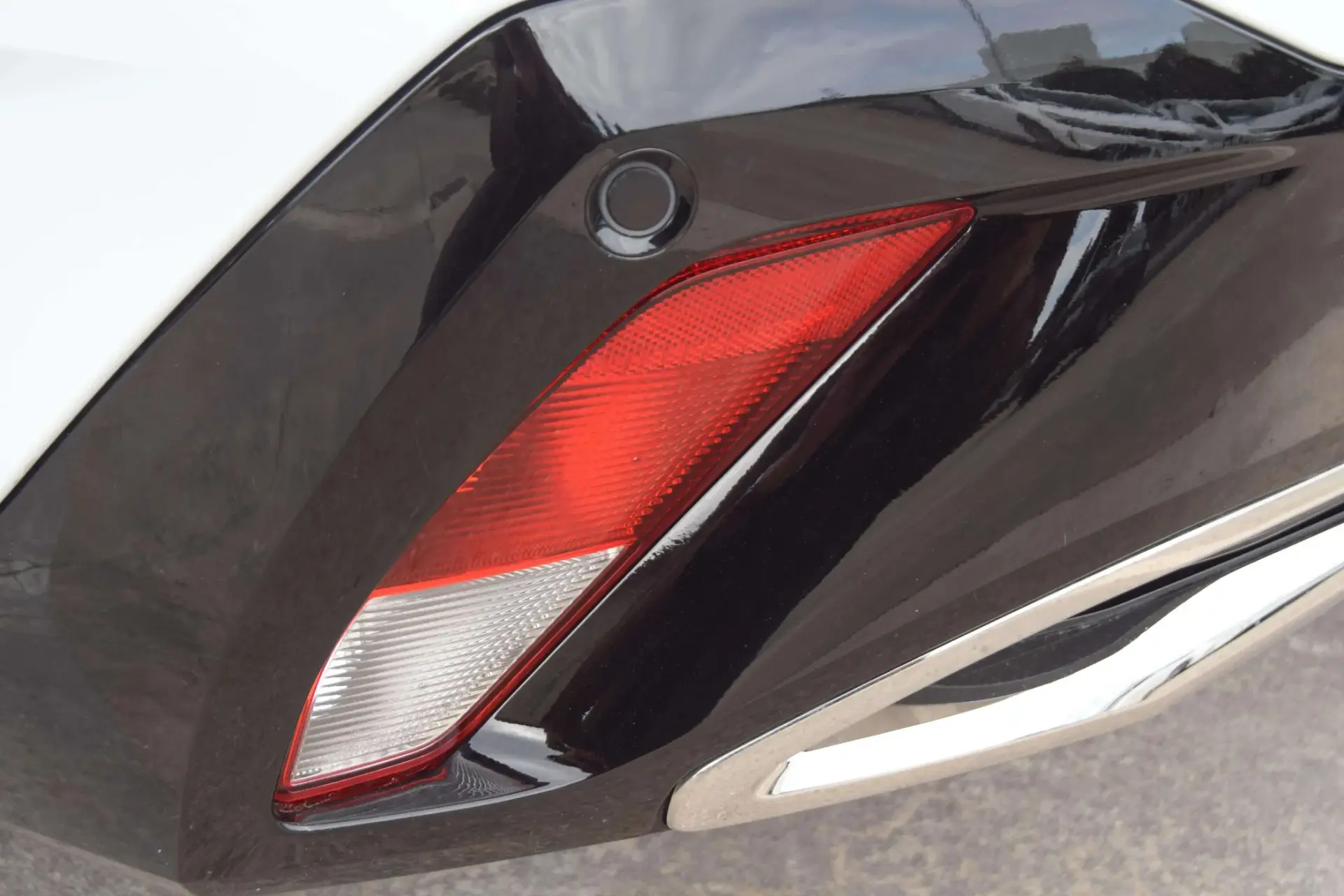 Peugeot 308 SW 1.2 HYBRID ALLURE eDCS6 13