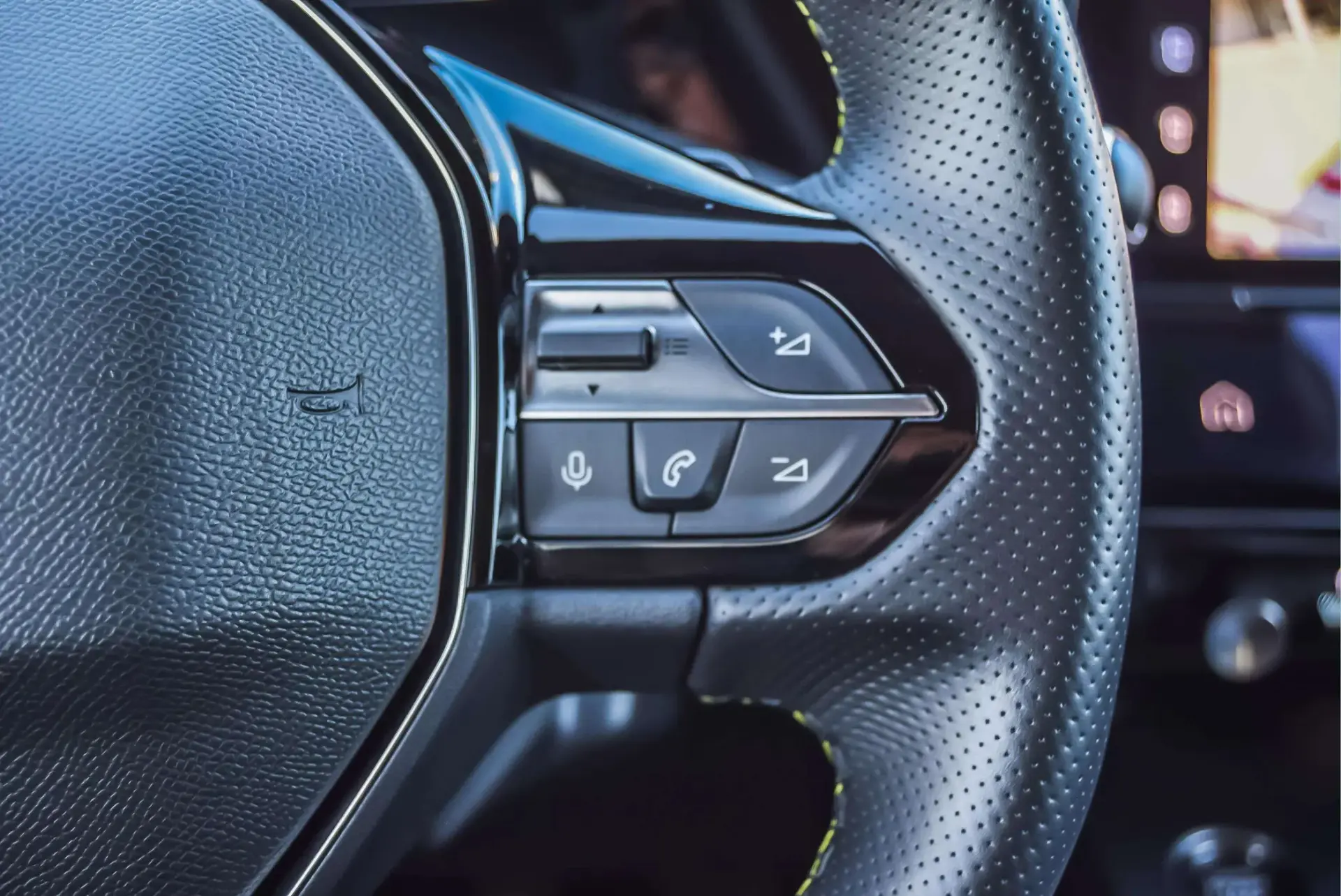 Peugeot 408 1.6 Hybrid GT e-EAT8 20
