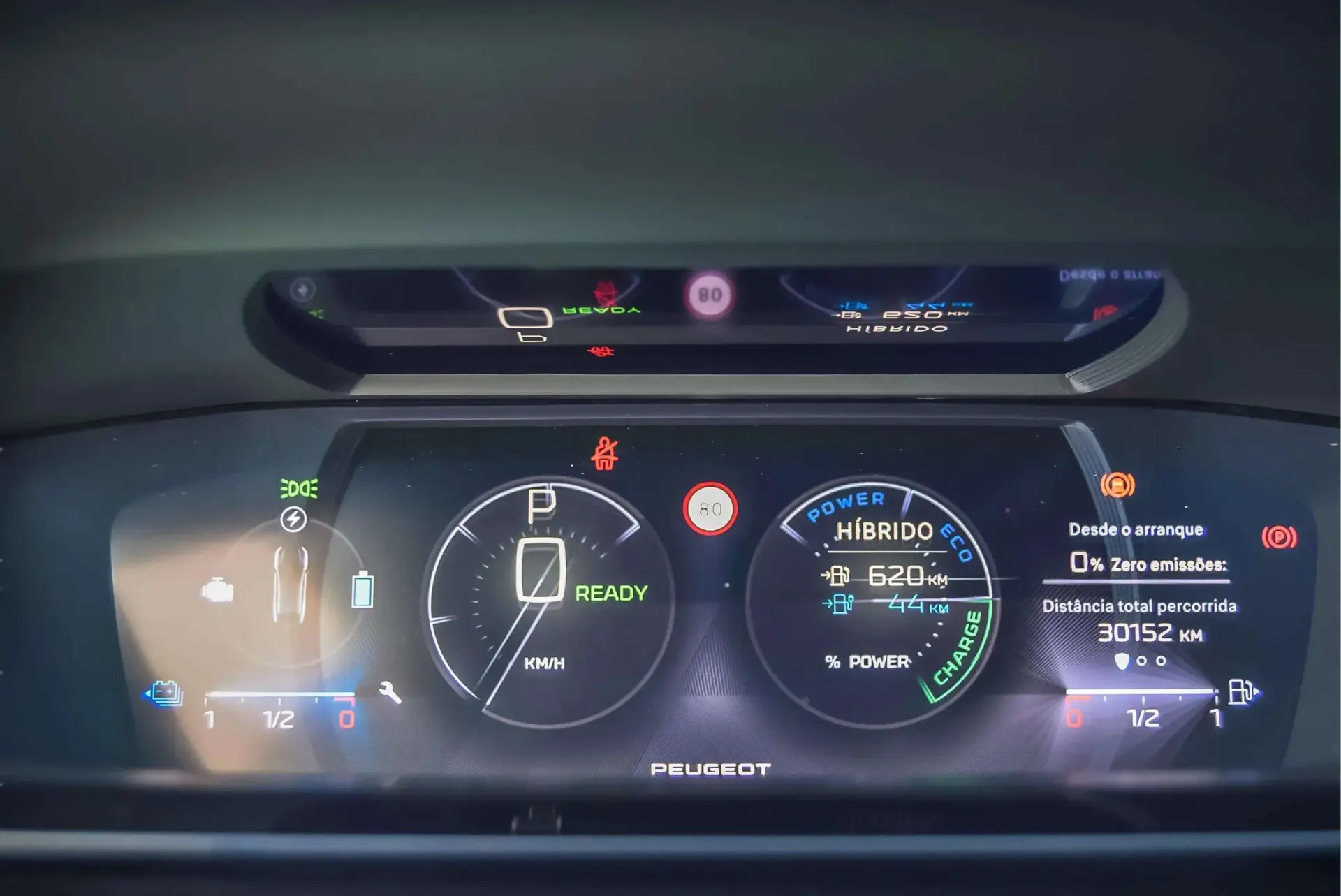 Peugeot 408 1.6 Hybrid GT e-EAT8 36