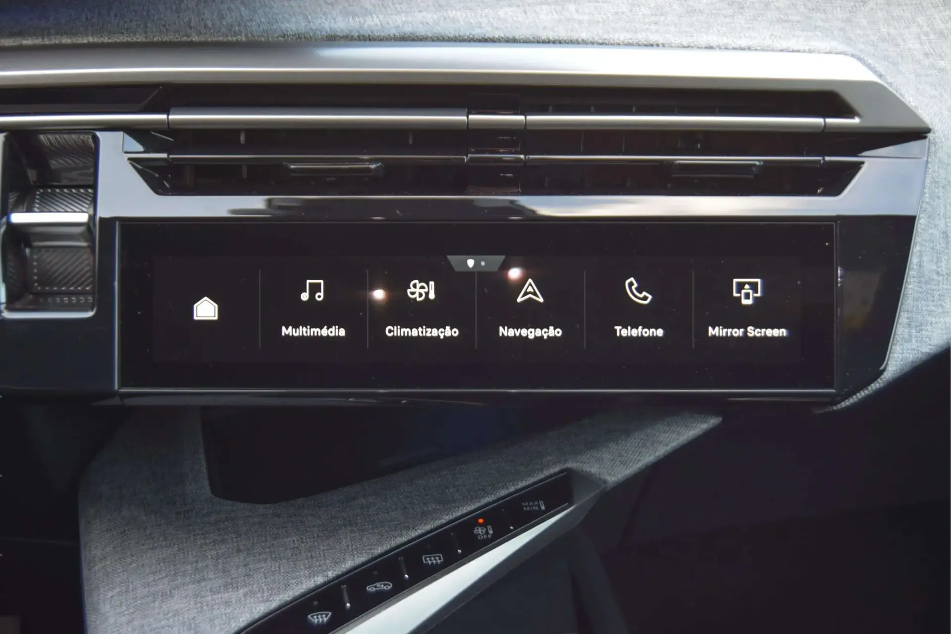 Peugeot 5008 1.2 Hybrid Allure Pack e-DCS6 24