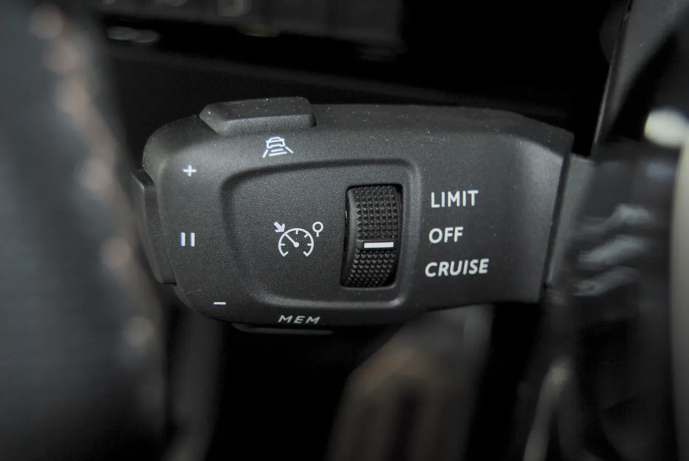 Peugeot 508 SW 1.6 Hybrid GT e-EAT8 35