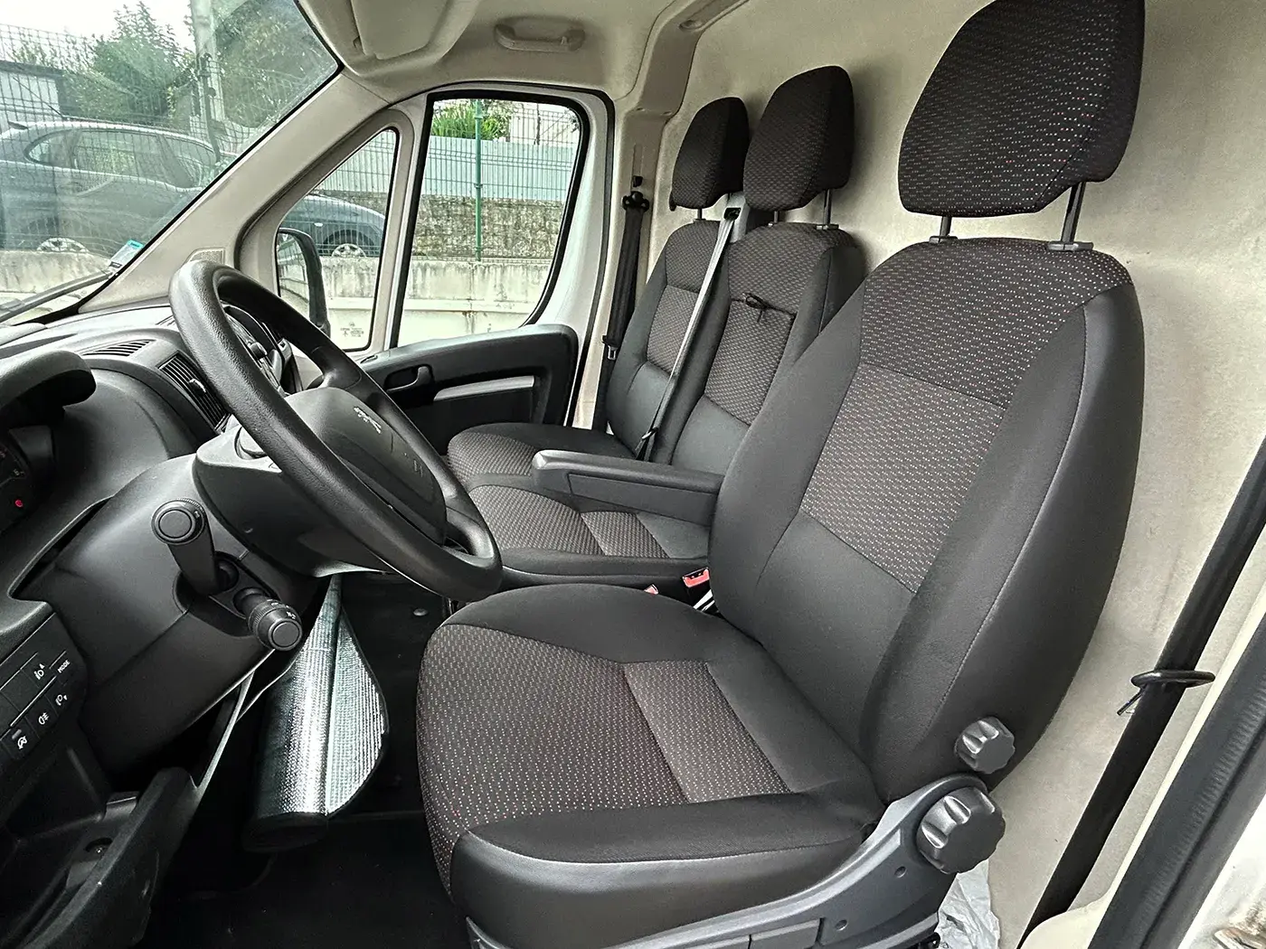 Peugeot Boxer 2.2 BlueHDi 333 L2 CD 9