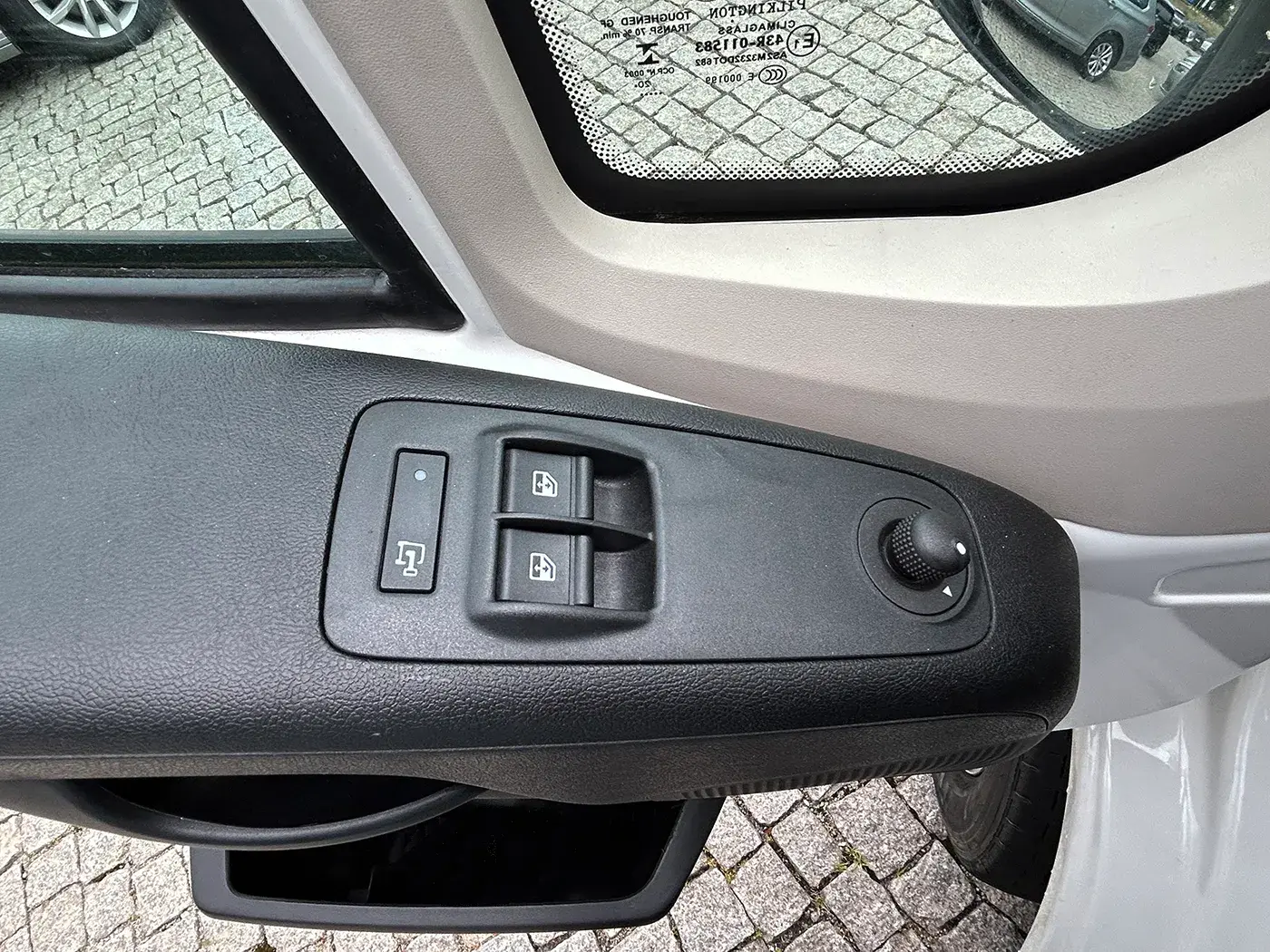 Peugeot Boxer 2.2 BlueHDi 333 L2 CD 10